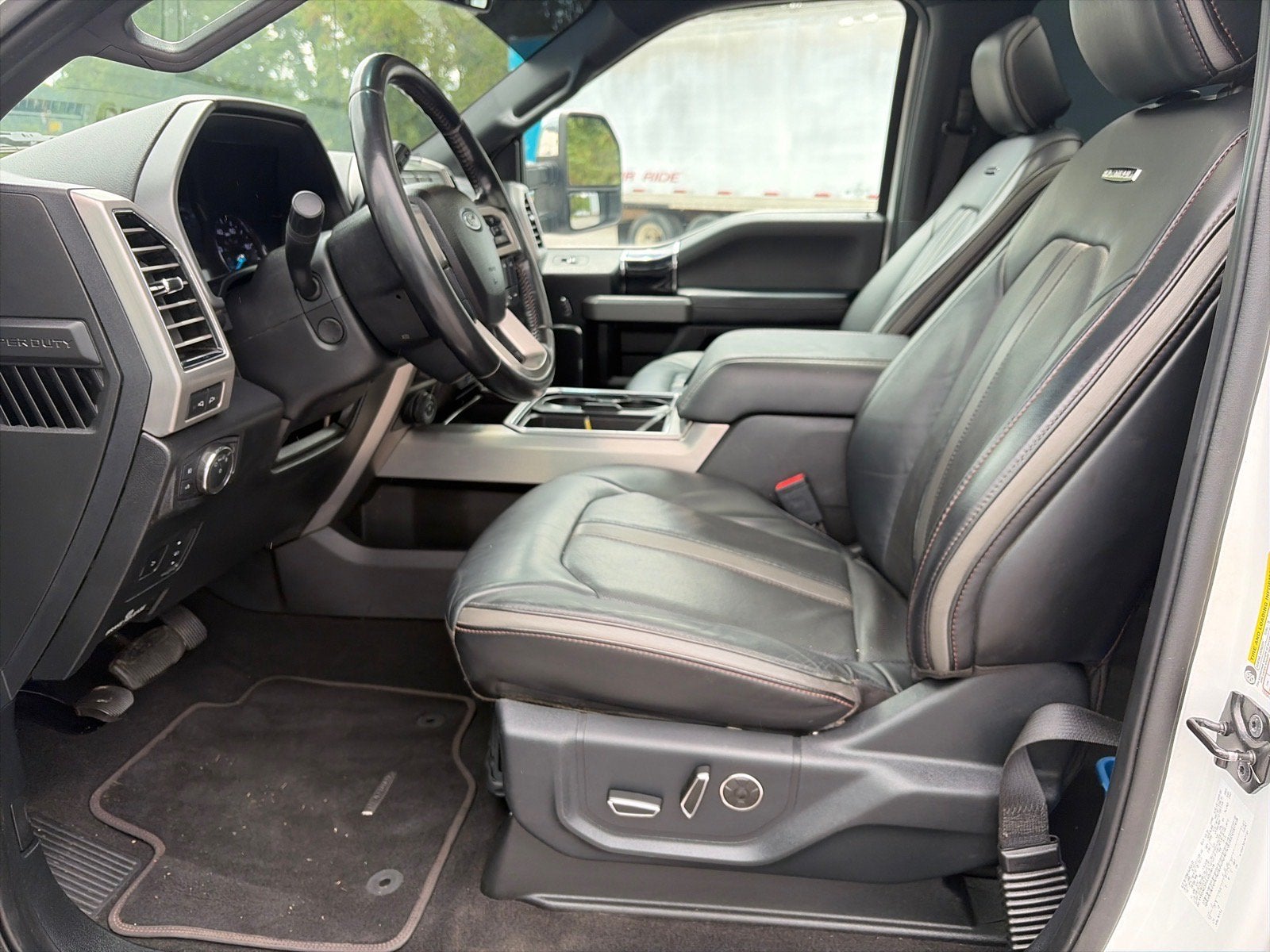 2020 Ford Super Duty F-450 DRW Platinum