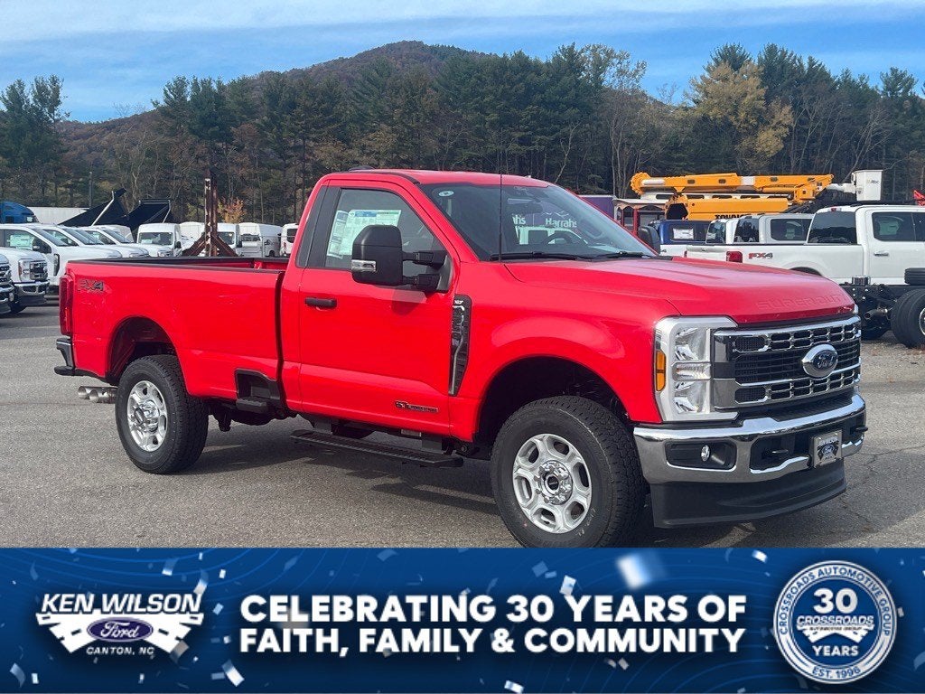 2026 Ford Super Duty F-350 SRW XLT