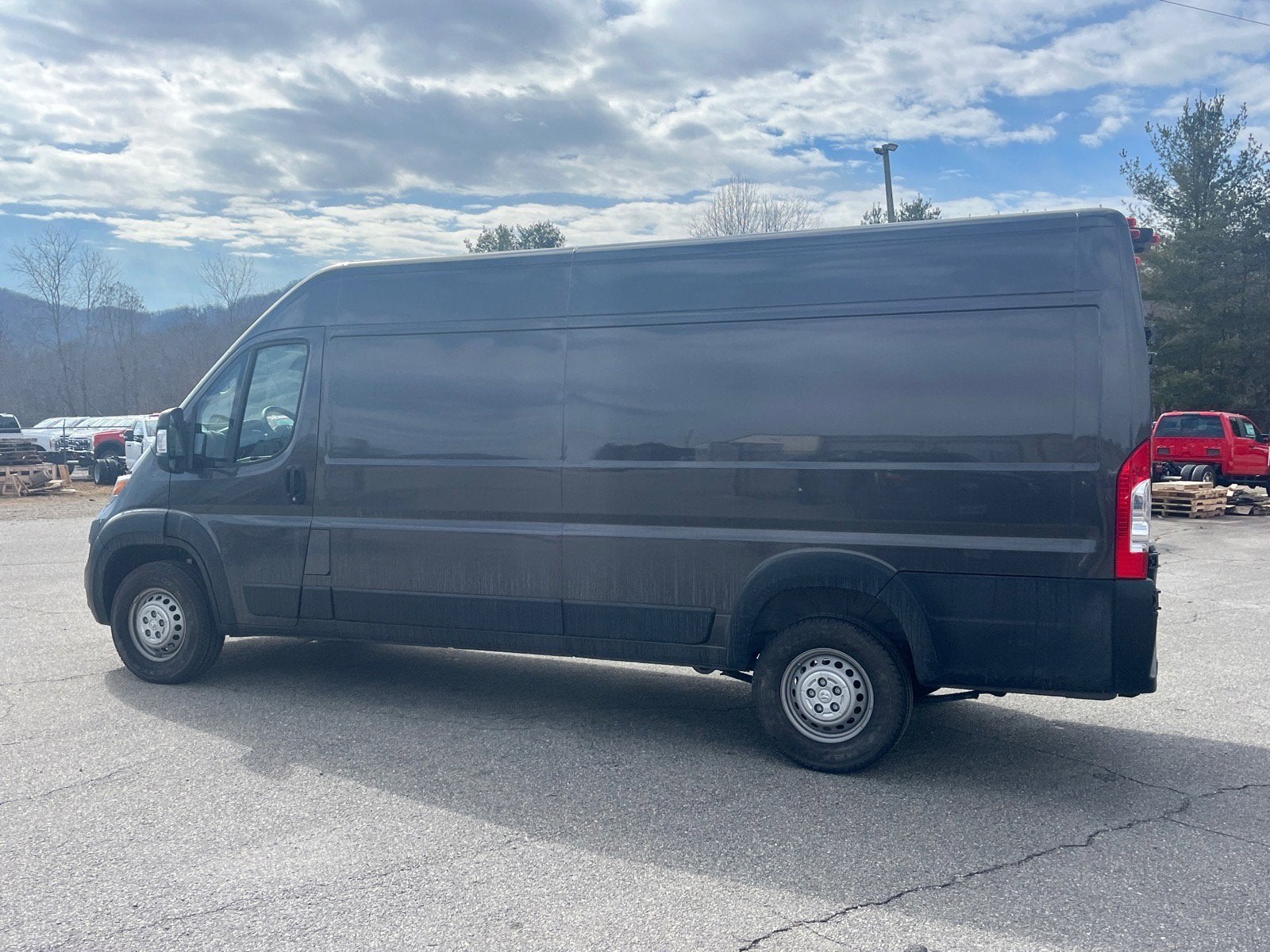 2024 RAM ProMaster Cargo Van Tradesman