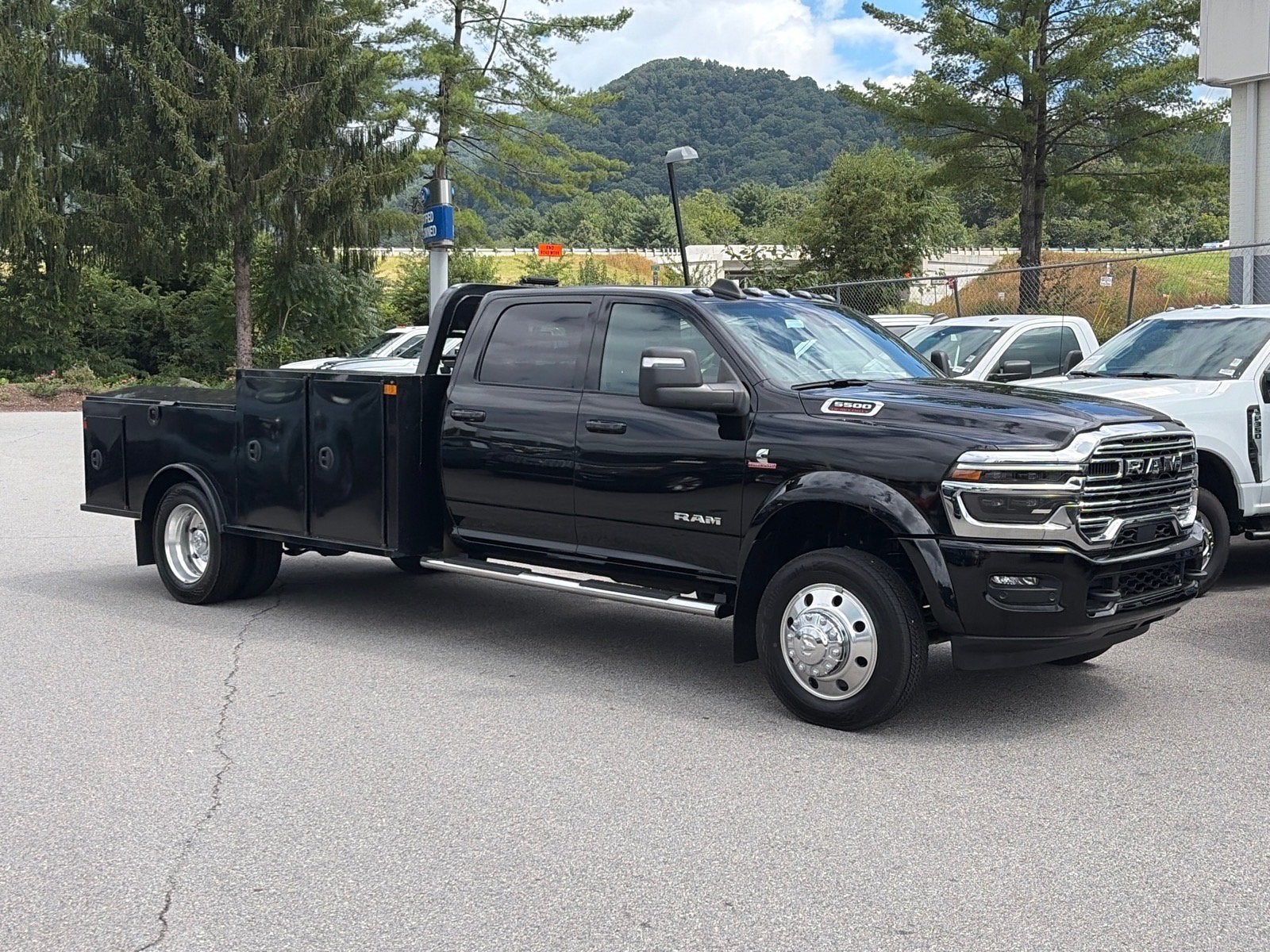 2025 RAM 5500 Chassis Cab Big Horn