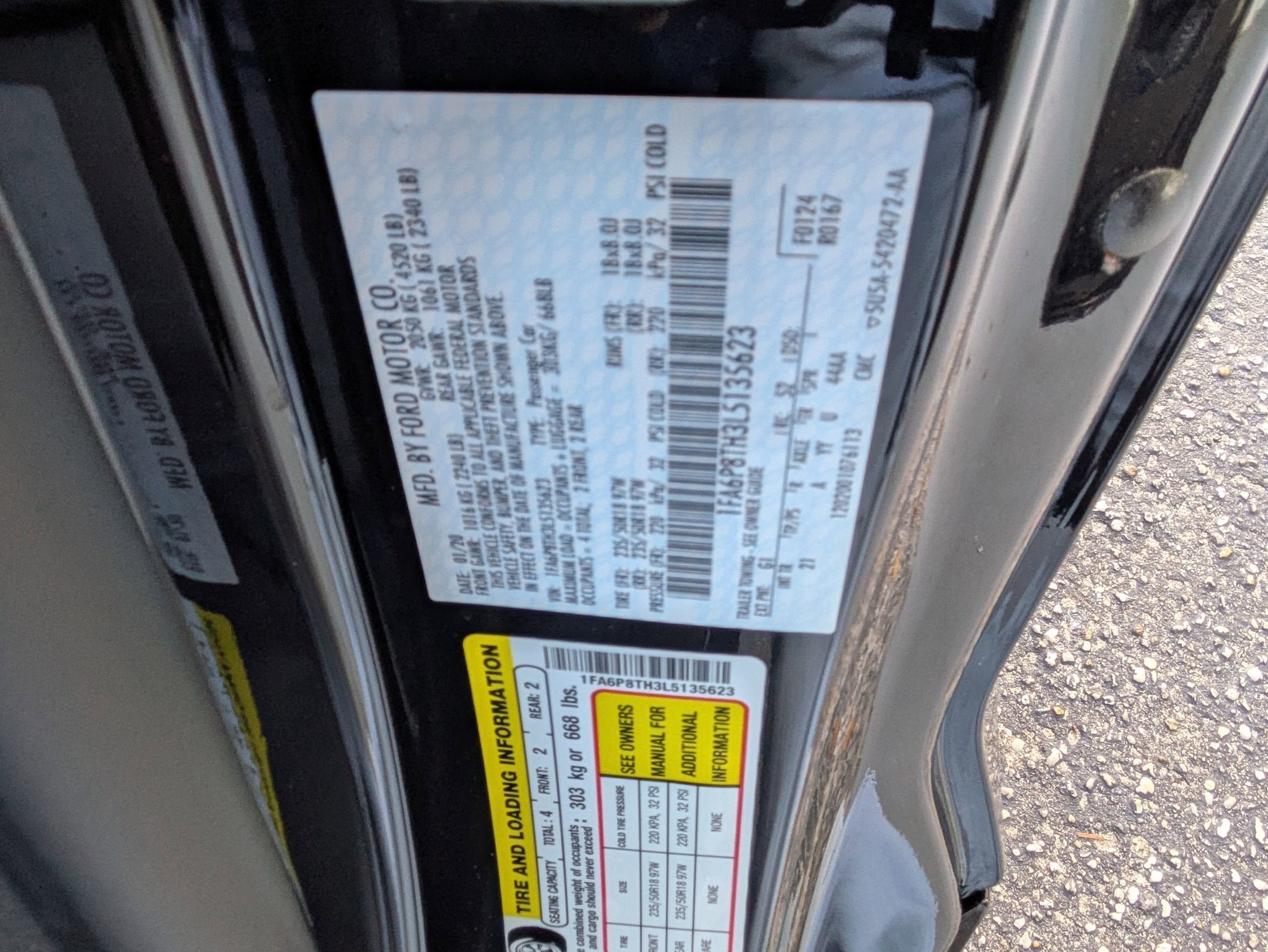 2020 Ford Mustang EcoBoost