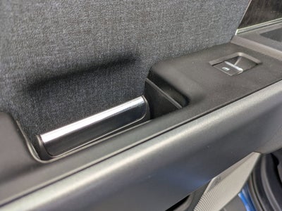 2022 Ford F-150 Lightning LARIAT