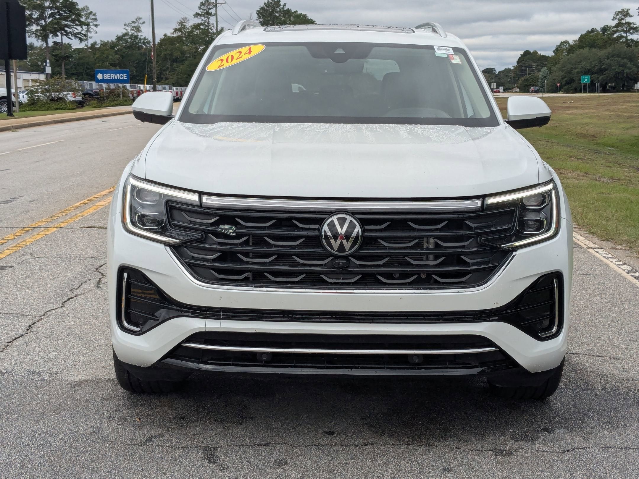 2024 Volkswagen Atlas 2.0T SEL Premium R-Line
