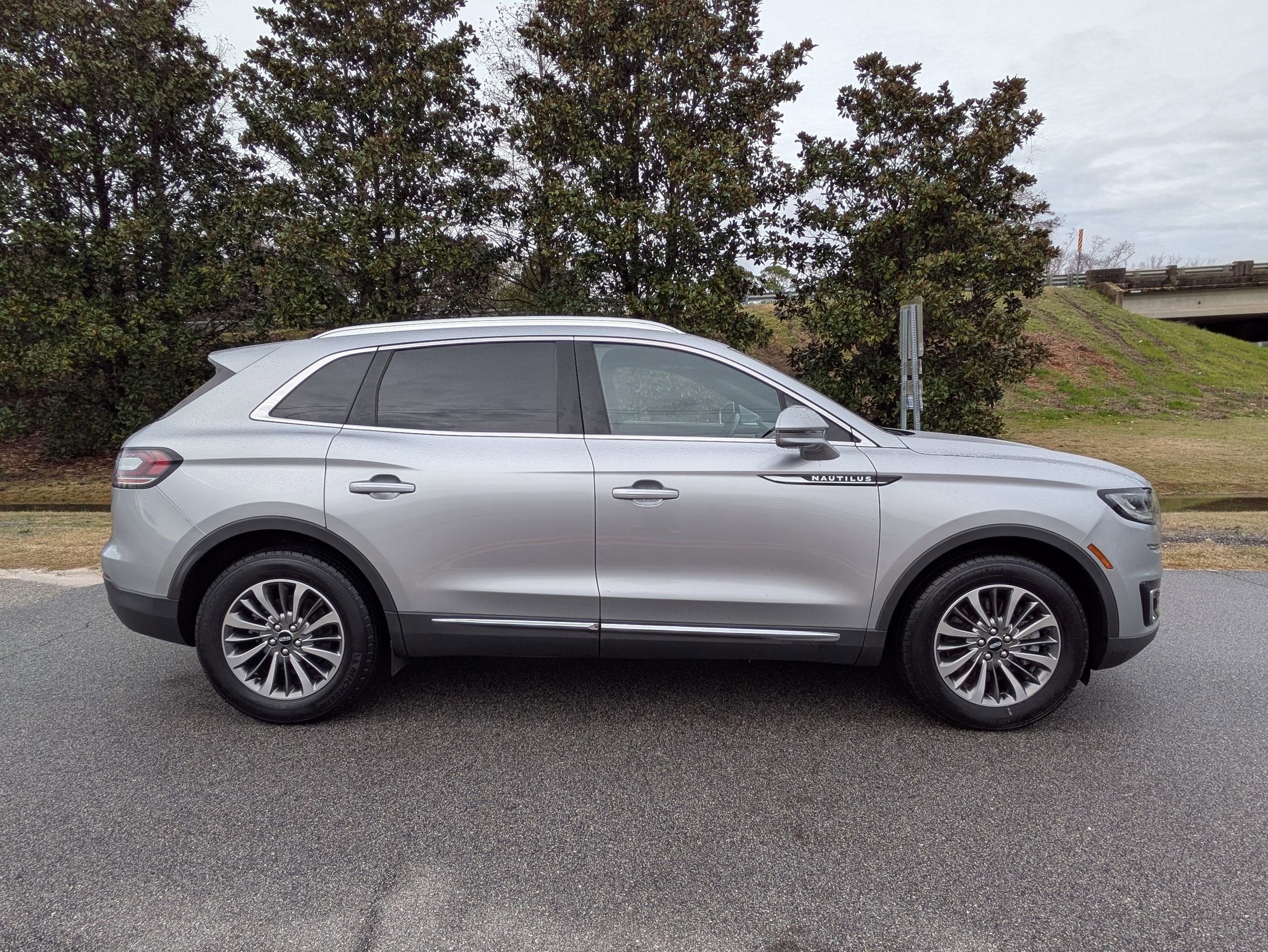 2020 Lincoln Nautilus Standard