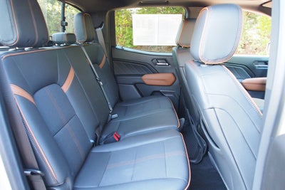 2024 GMC Canyon 4WD AT4