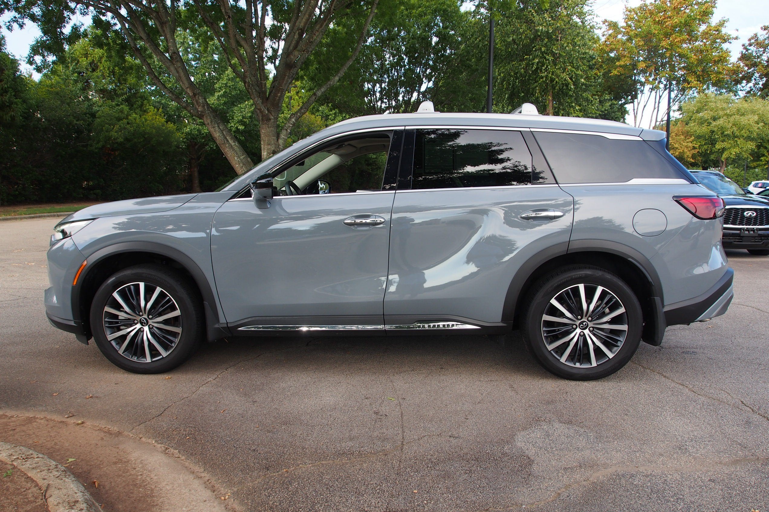2025 INFINITI QX60 SENSORY