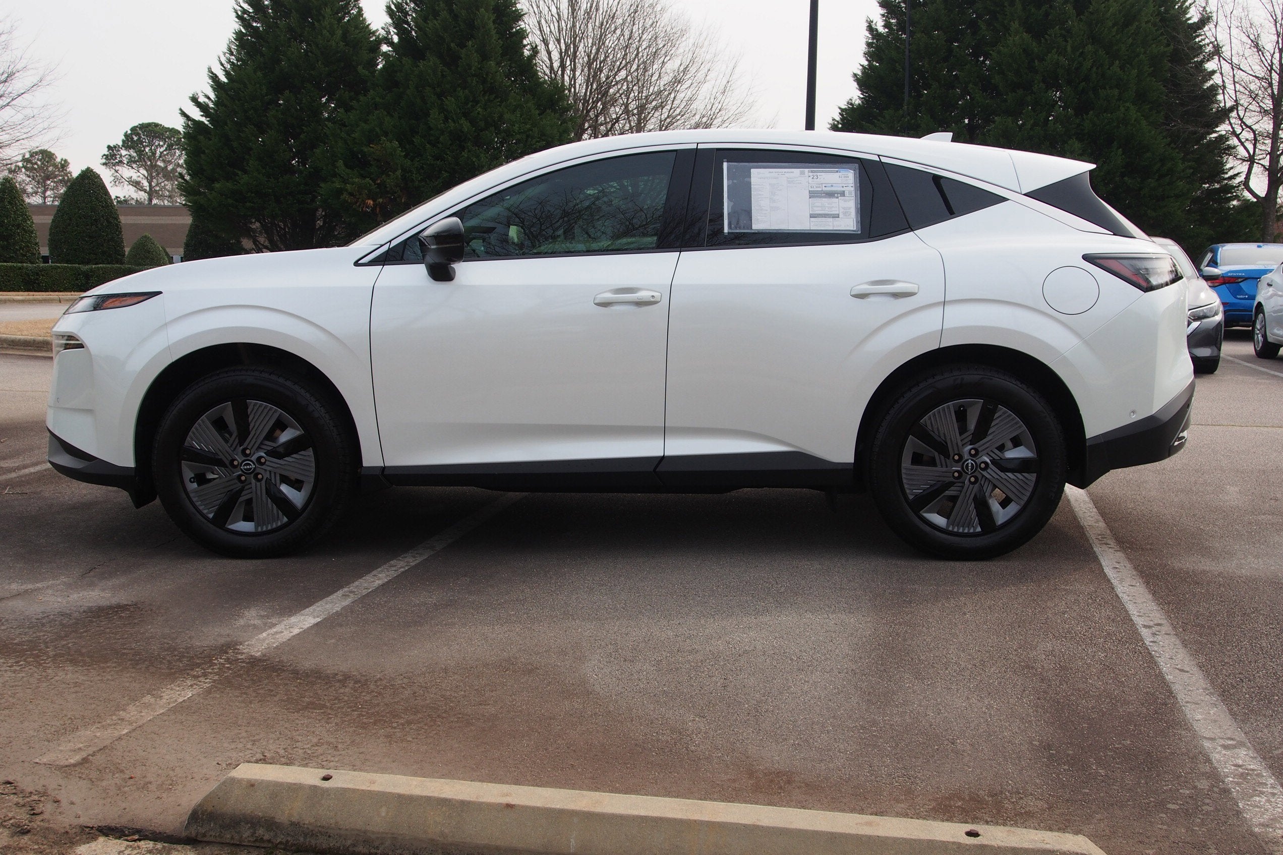 2025 Nissan Murano SL