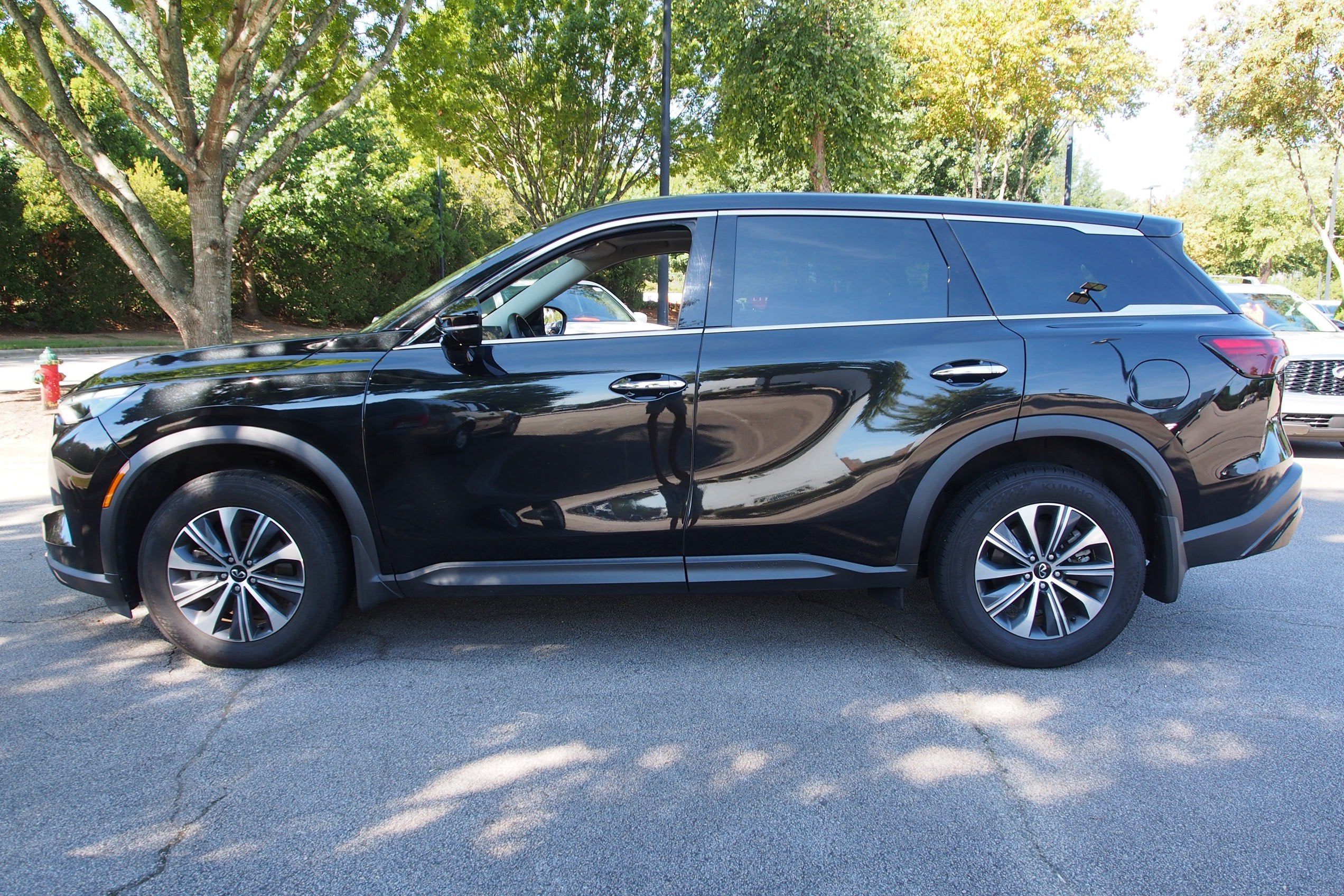 2024 INFINITI QX60 PURE