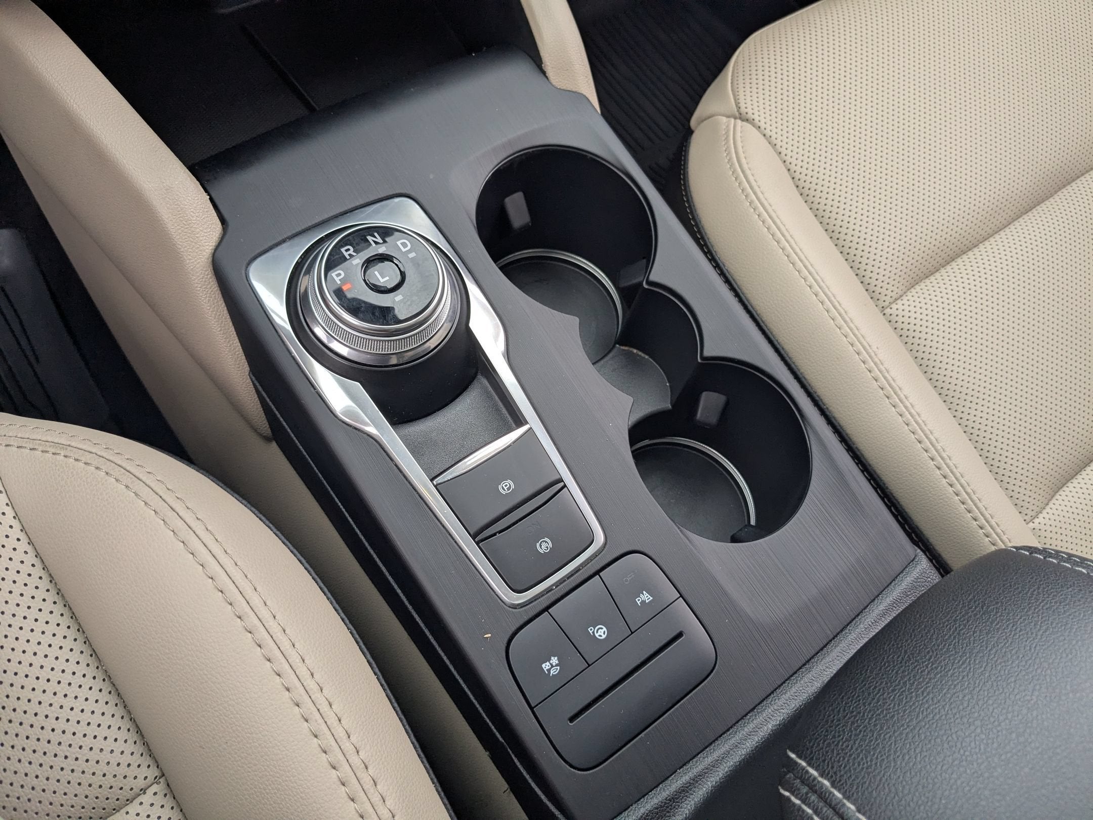 2021 Ford Escape Titanium Hybrid