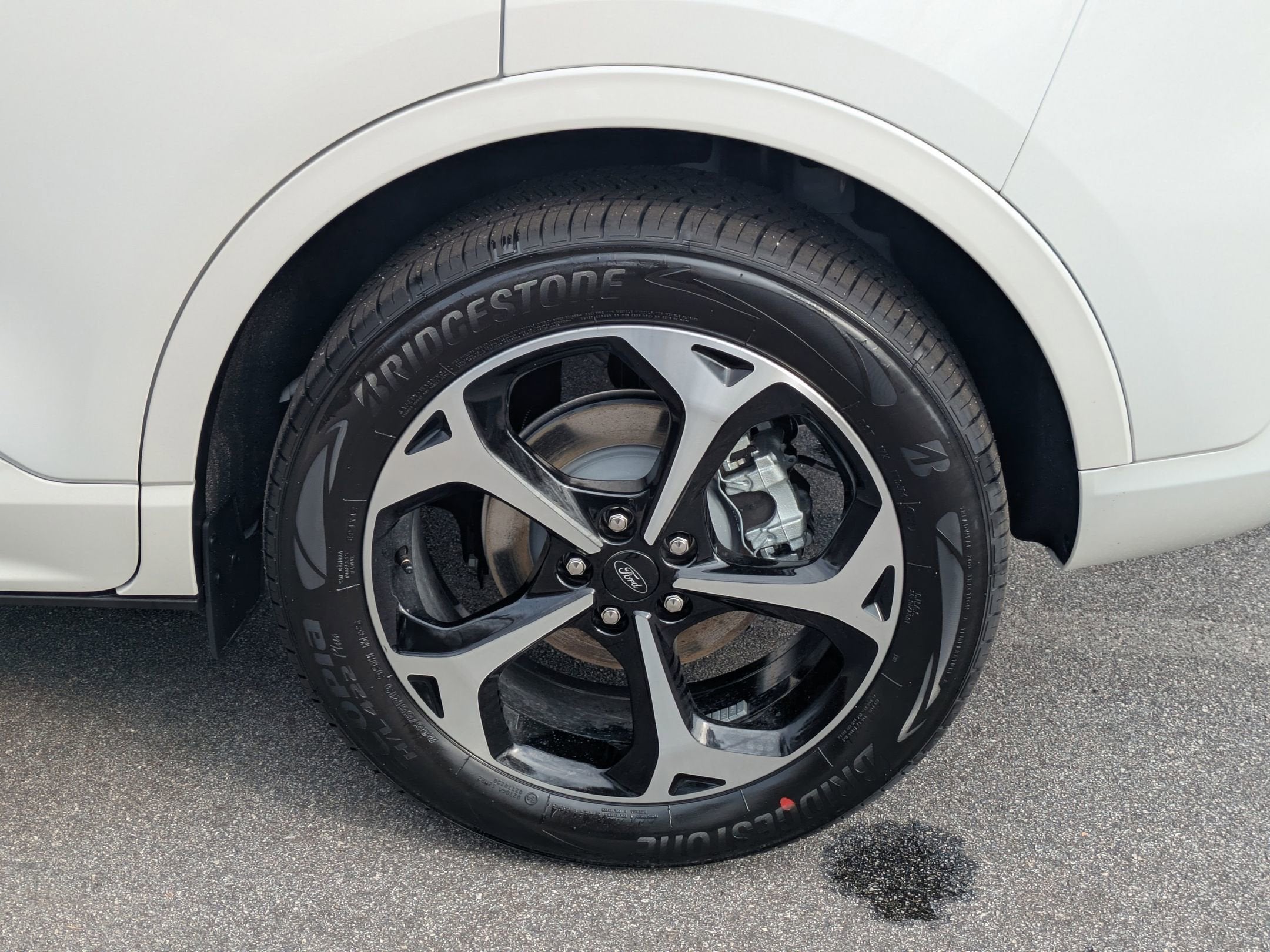 2026 Ford Escape ST-Line Elite