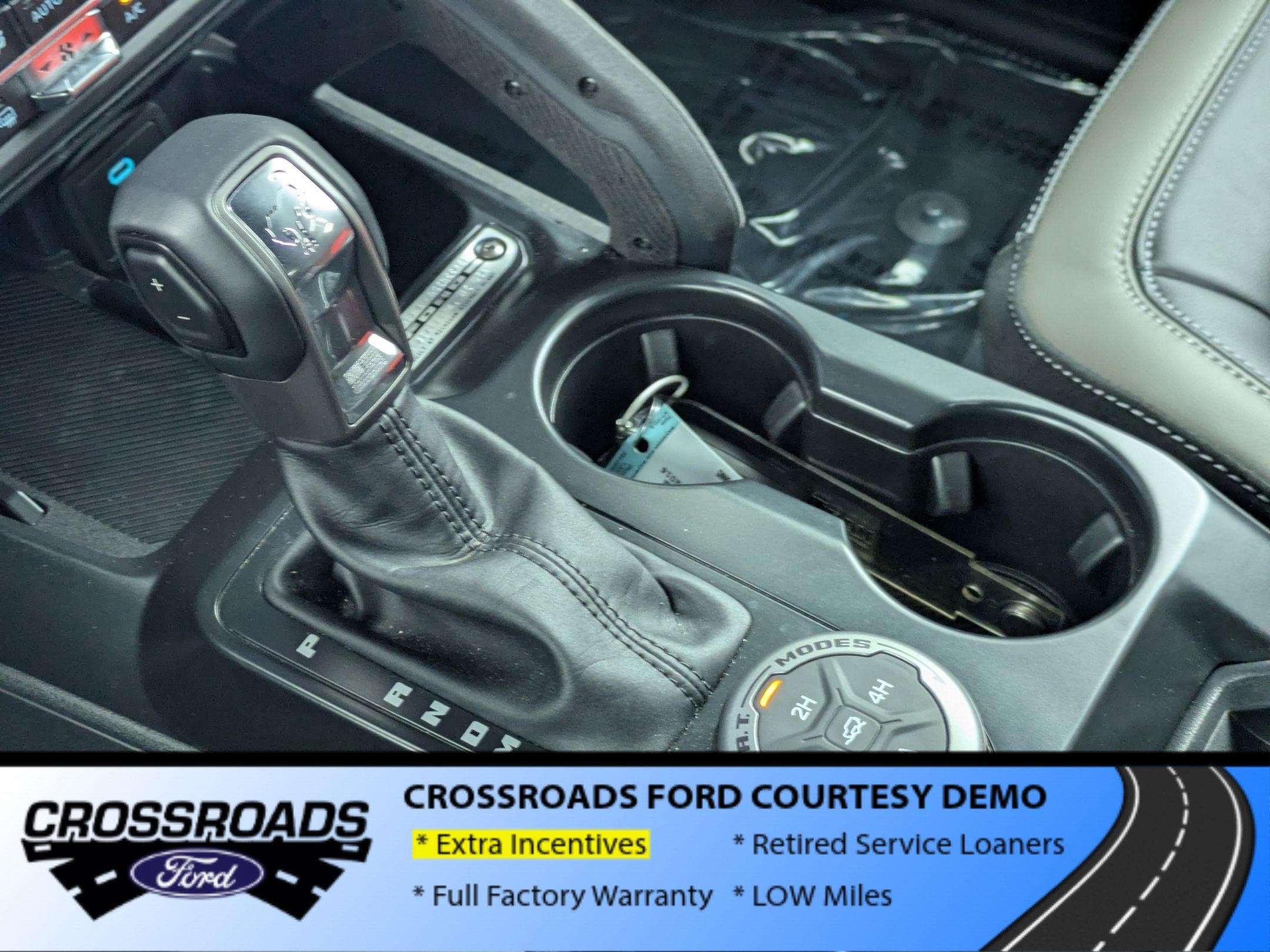 2025 Ford Bronco Outer Banks - Crossroads Courtesy Demo