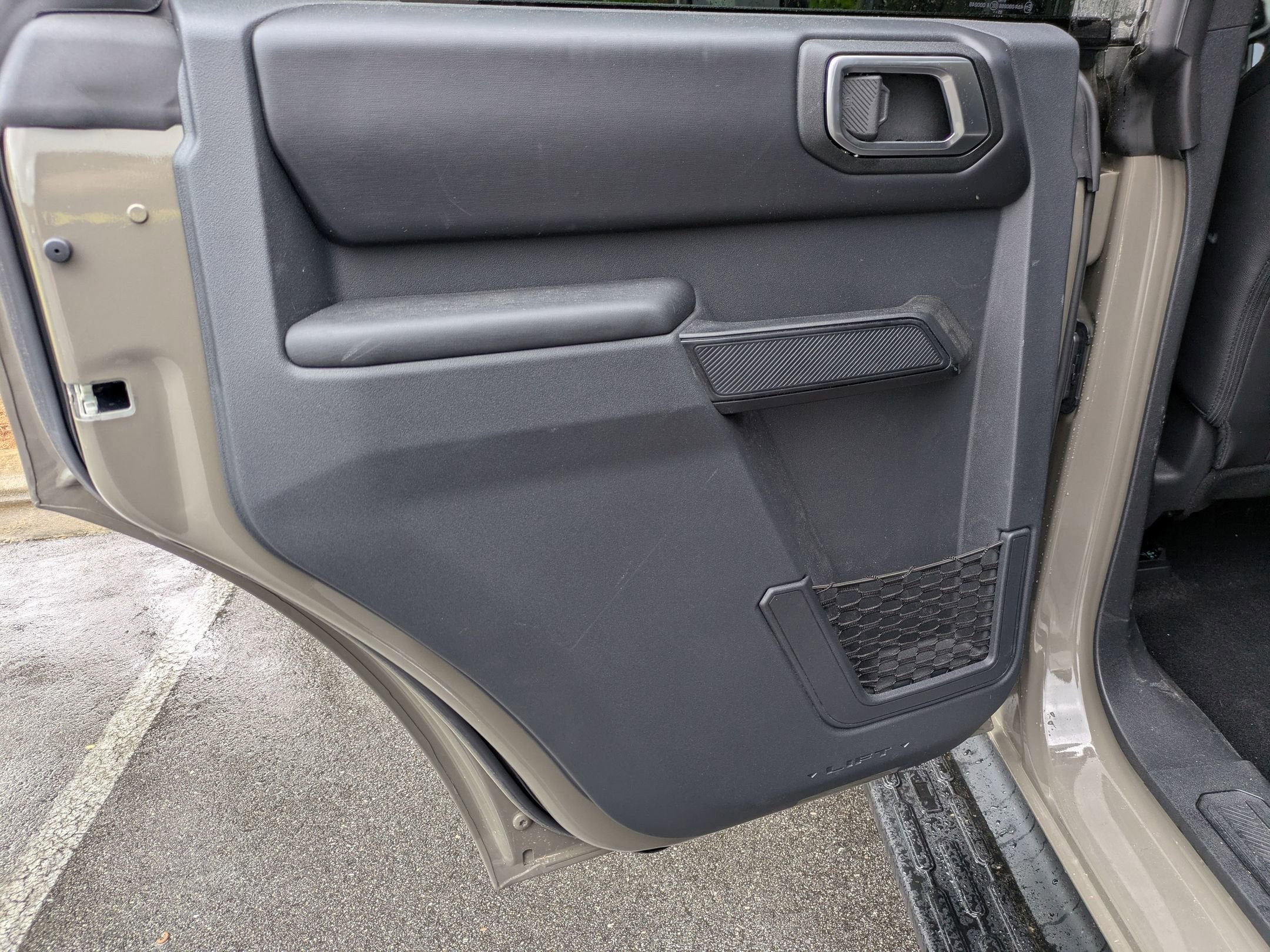 2025 Ford Bronco Outer Banks - Crossroads Courtesy Demo