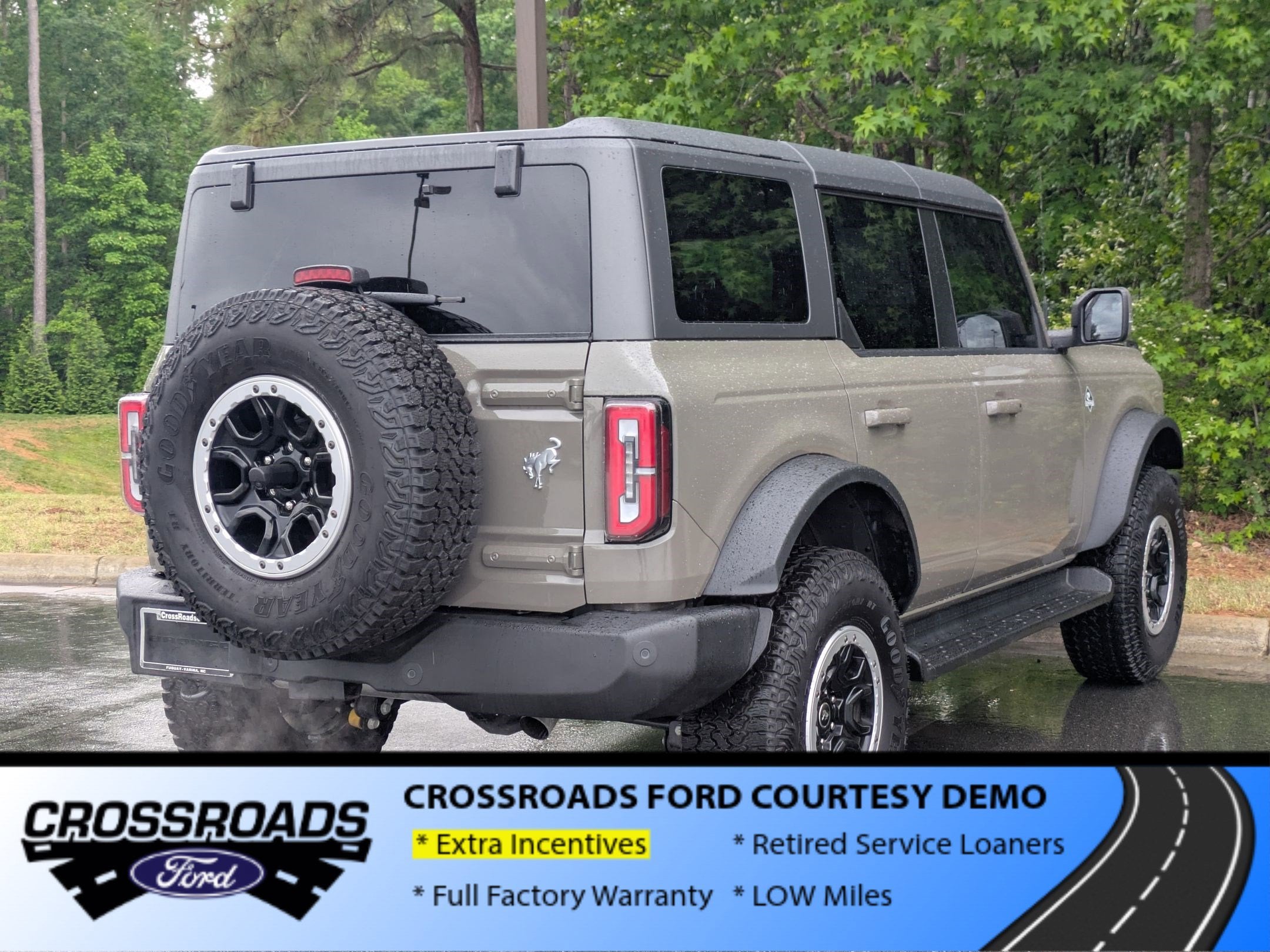 2025 Ford Bronco Outer Banks - Crossroads Courtesy Demo