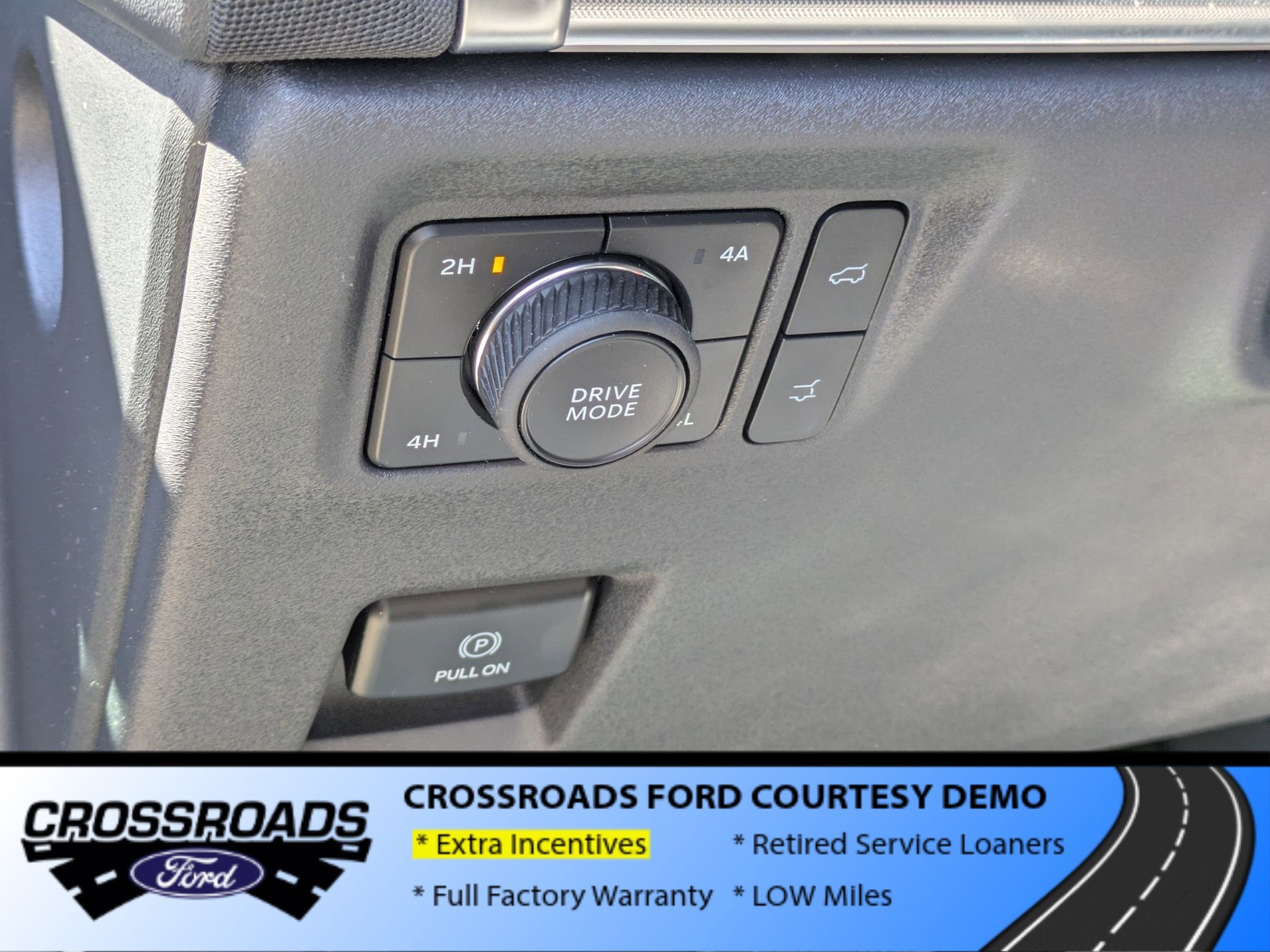 2025 Ford Expedition Platinum - Crossroads Courtesy Demo
