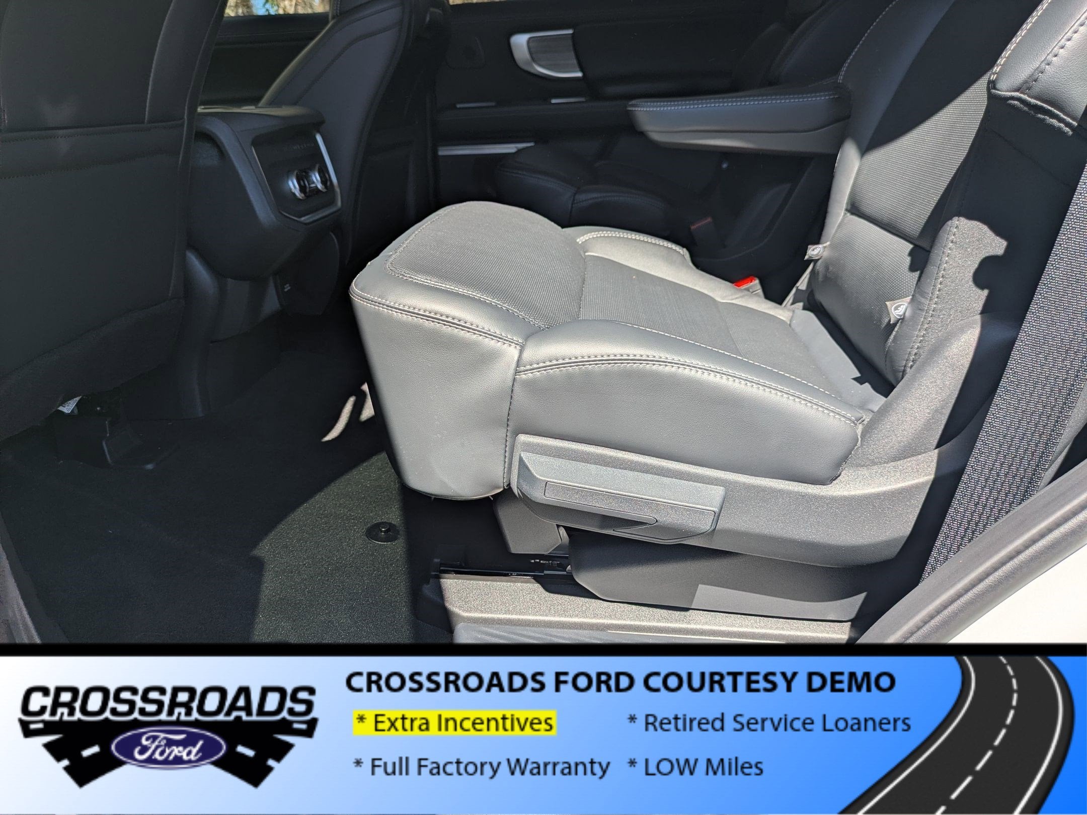 2025 Ford Expedition Platinum - Crossroads Courtesy Demo