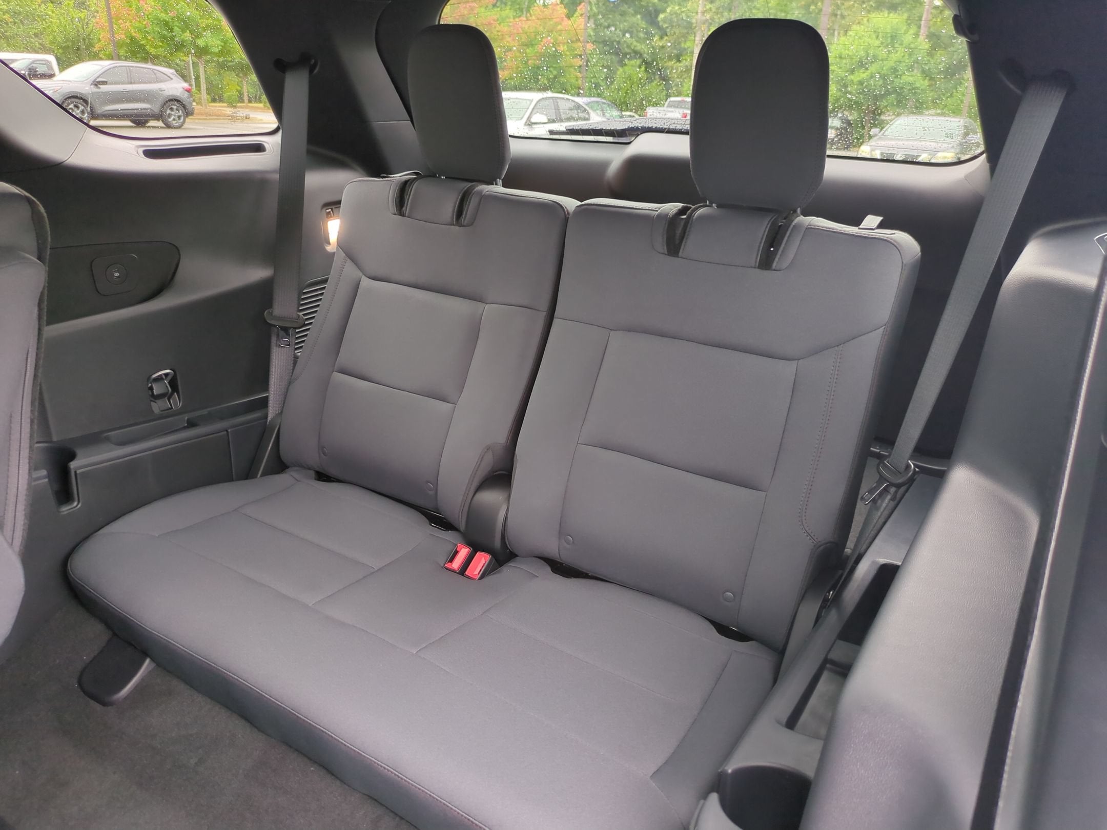 2027 Ford Explorer Active w/200A Pkg
