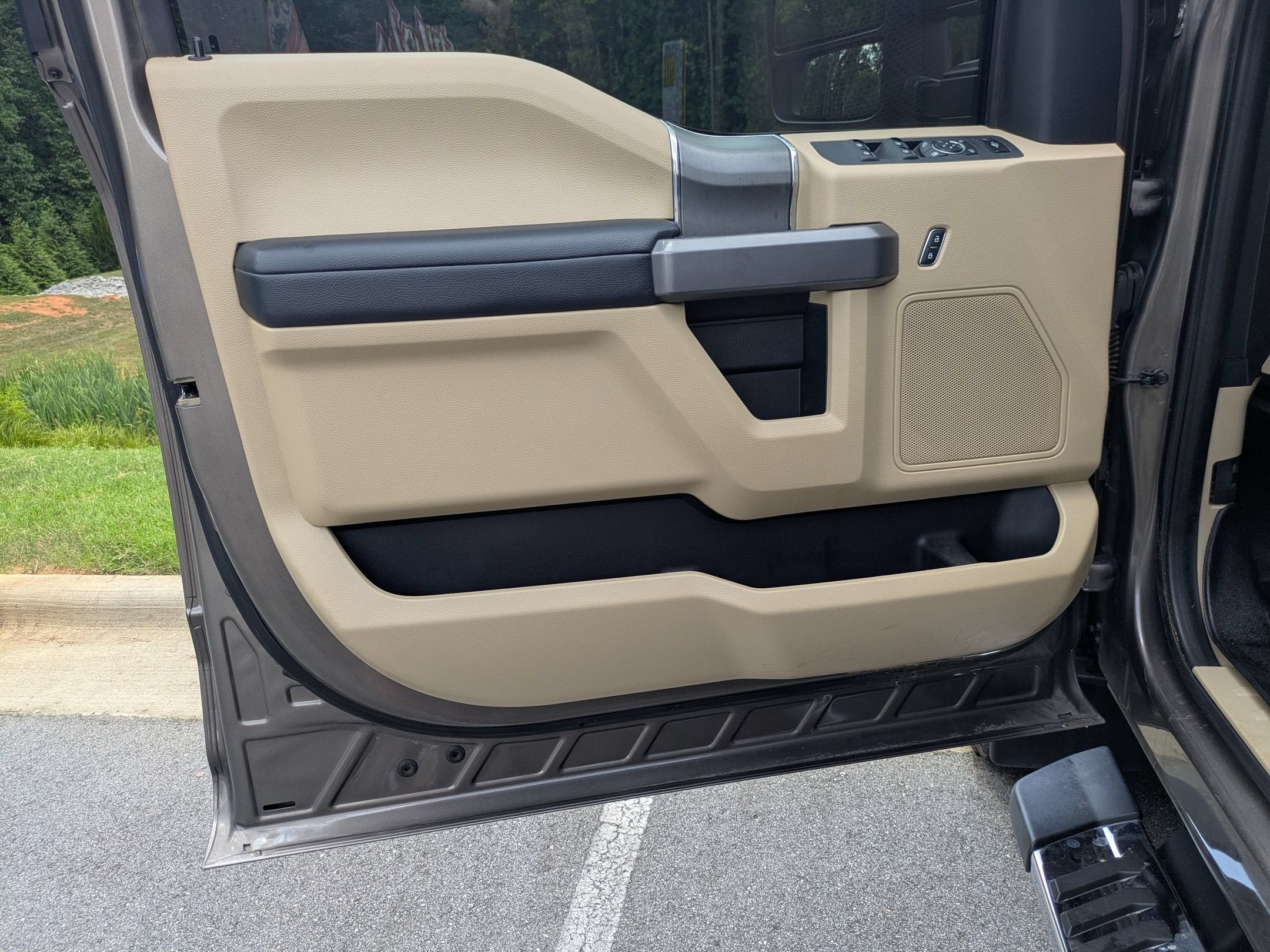 2020 Ford Super Duty F-350 SRW XLT