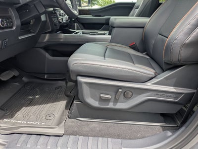 2026 Ford Super Duty F-350 DRW LARIAT
