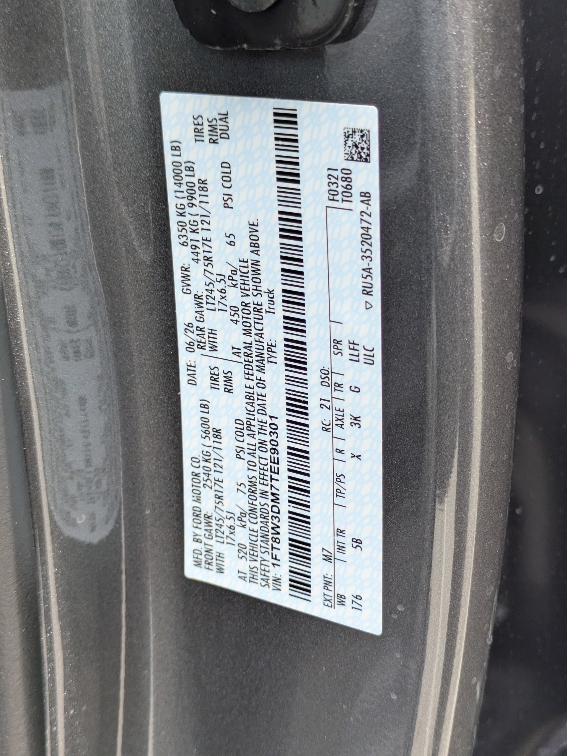 2026 Ford Super Duty F-350 DRW LARIAT