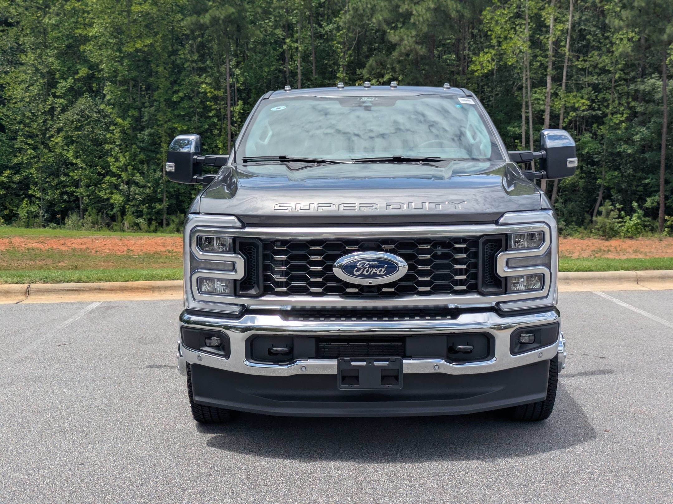 2026 Ford Super Duty F-350 DRW LARIAT