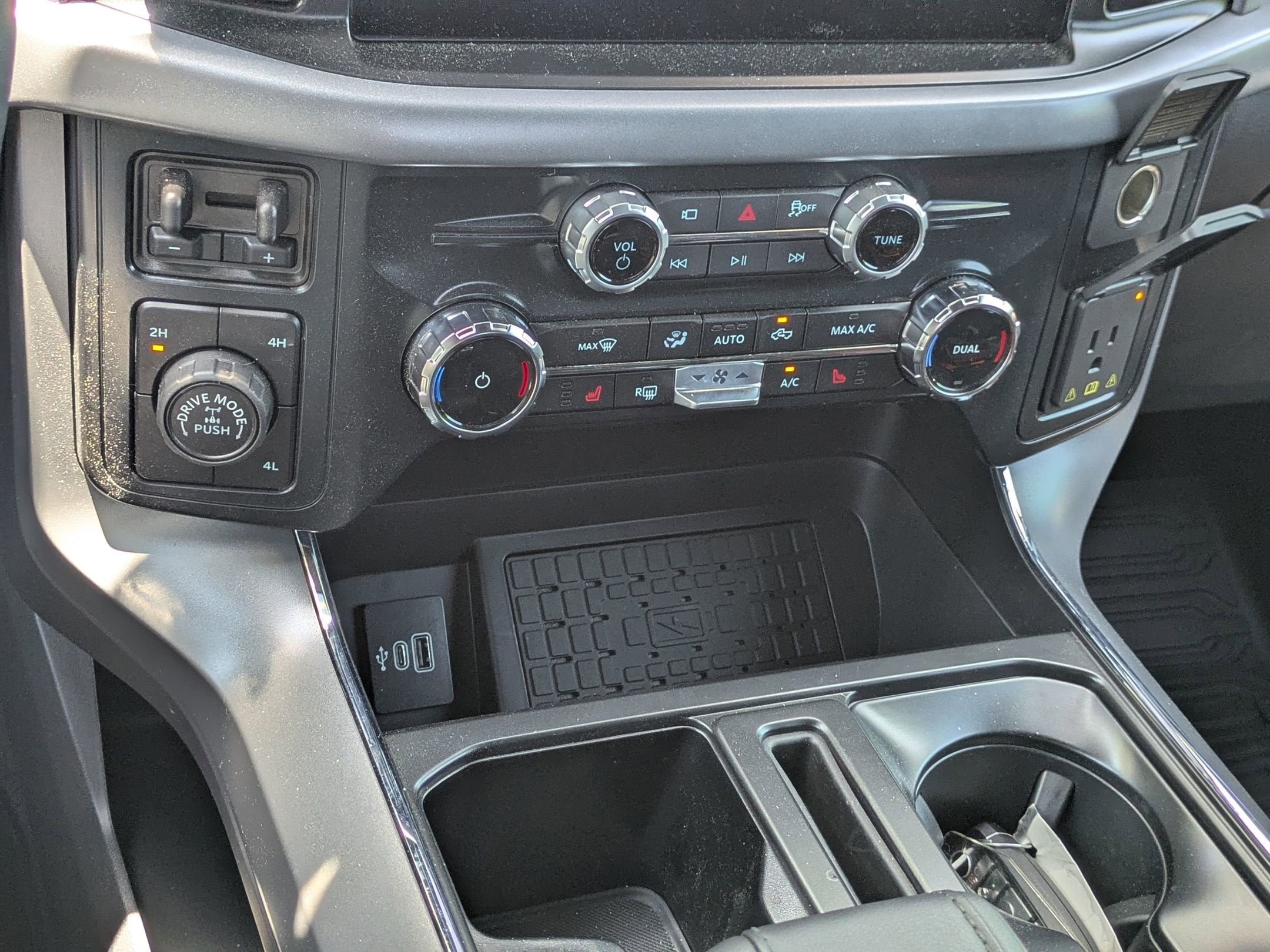 2026 Ford F-150 XLT - Crossroads Courtesy Demo