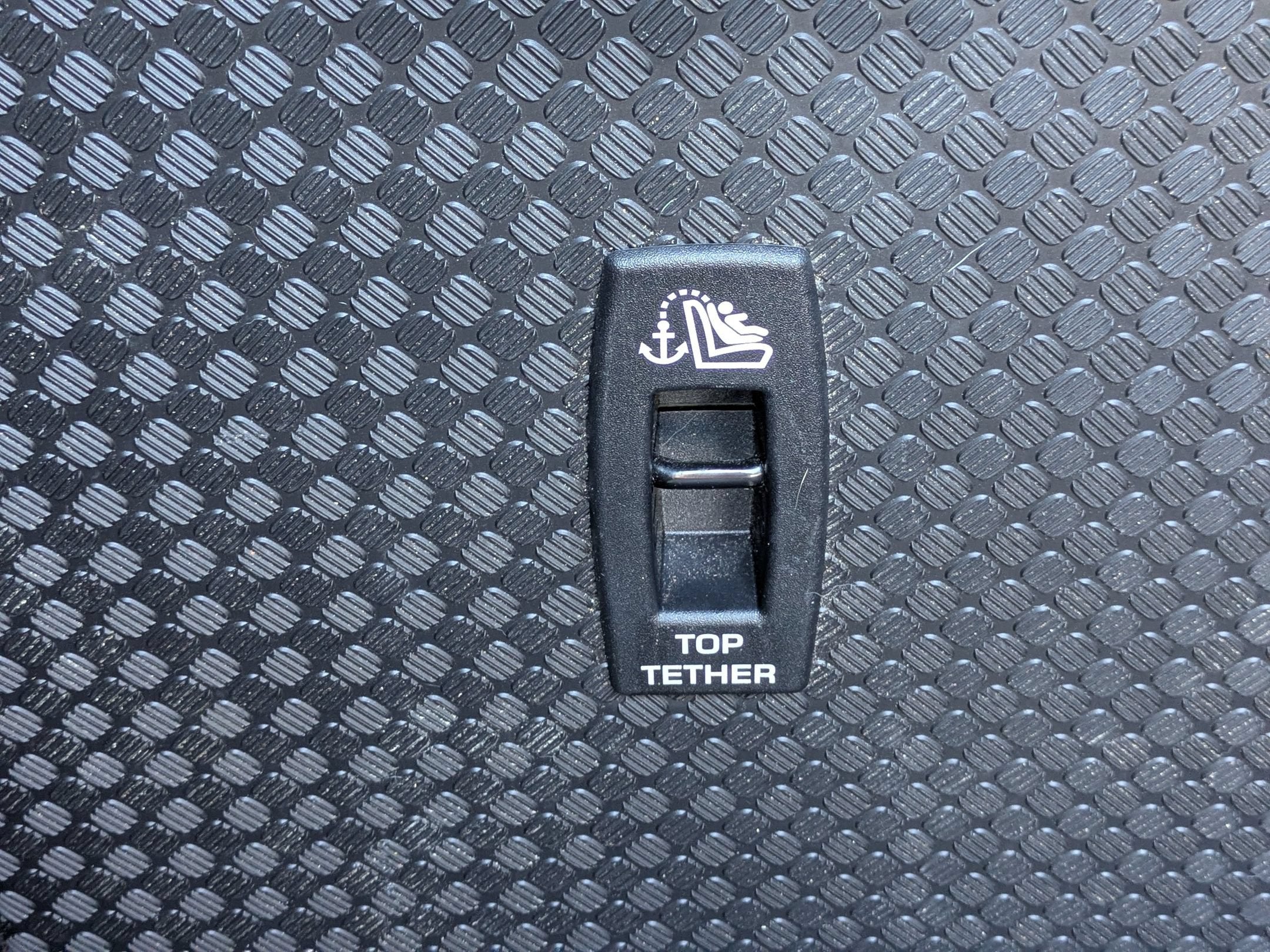 2023 Land Rover Defender X-Dynamic SE