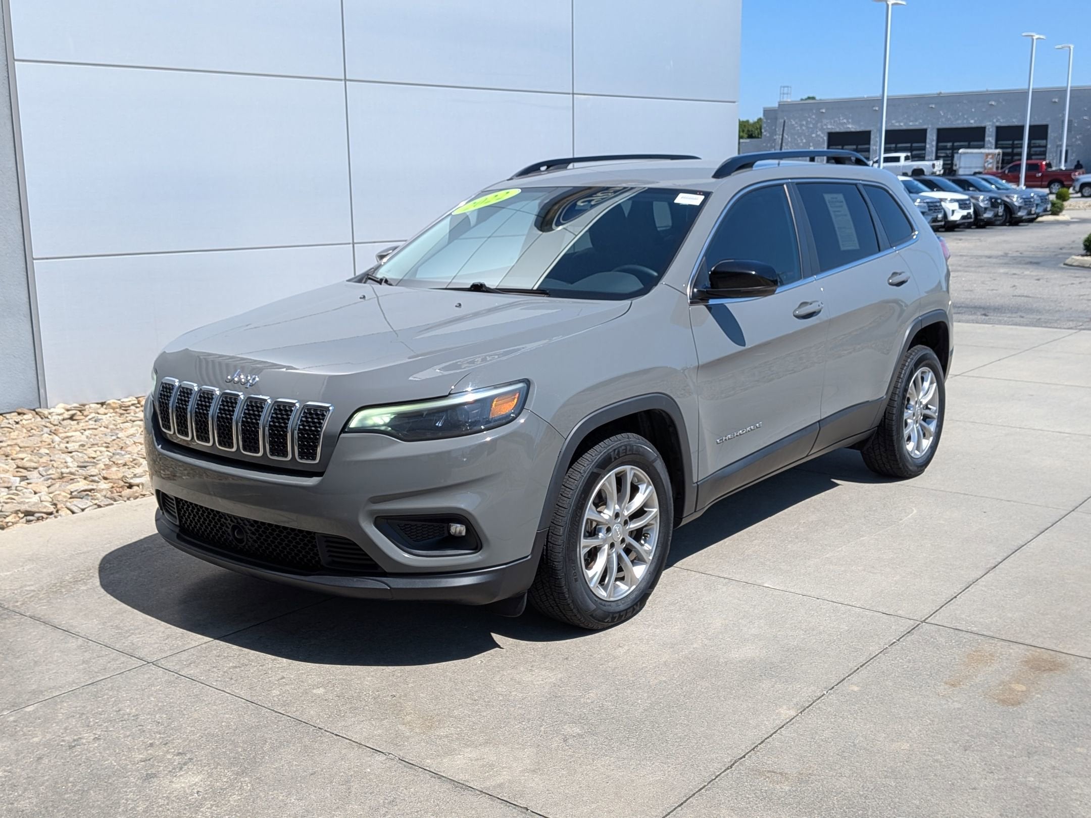 2022 Jeep Cherokee Latitude Lux