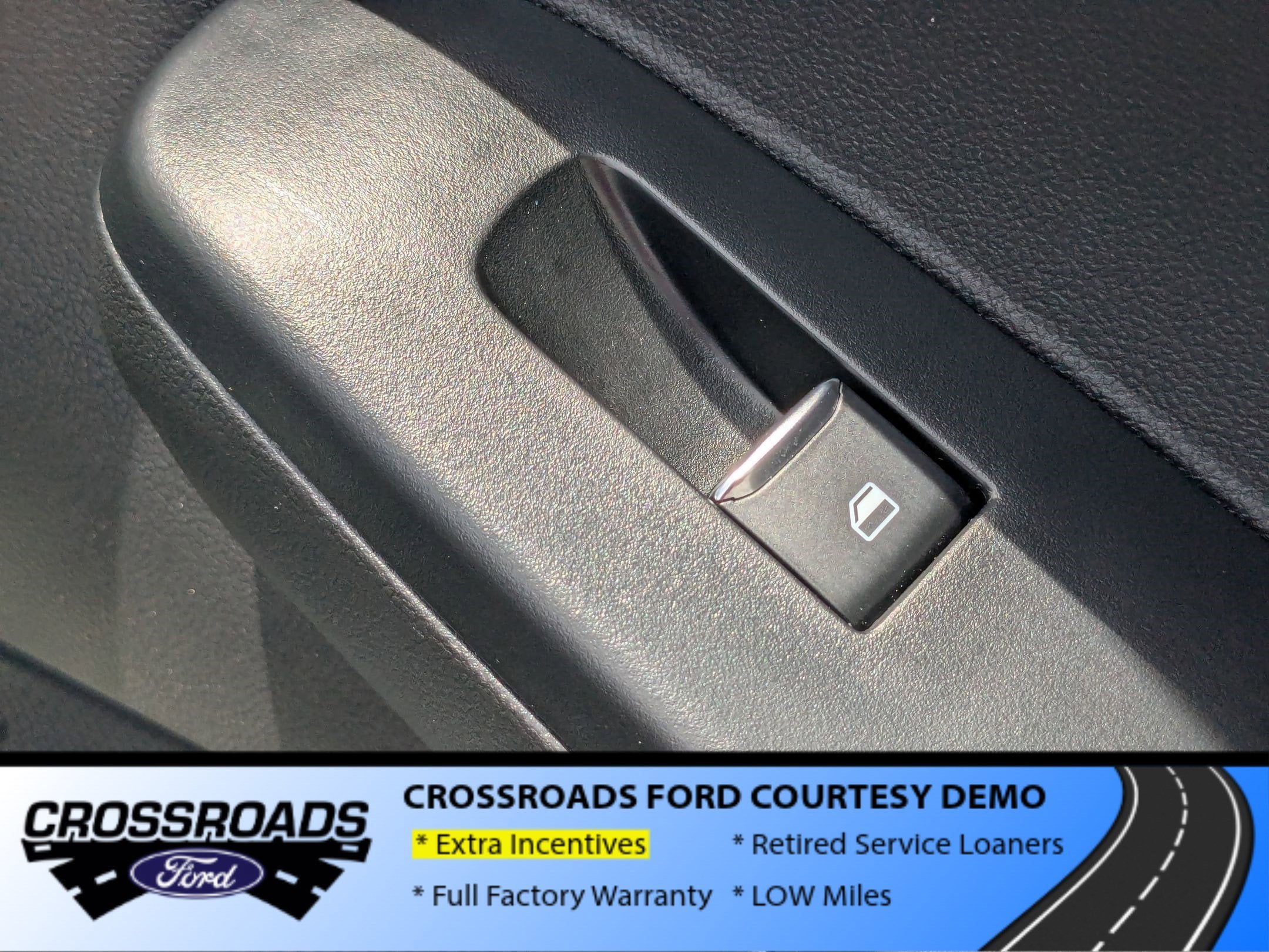 2025 Ford Escape ST-Line - Crossroads Courtesy Demo