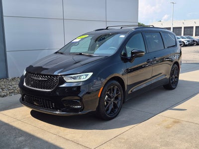 2025 Chrysler Pacifica Limited