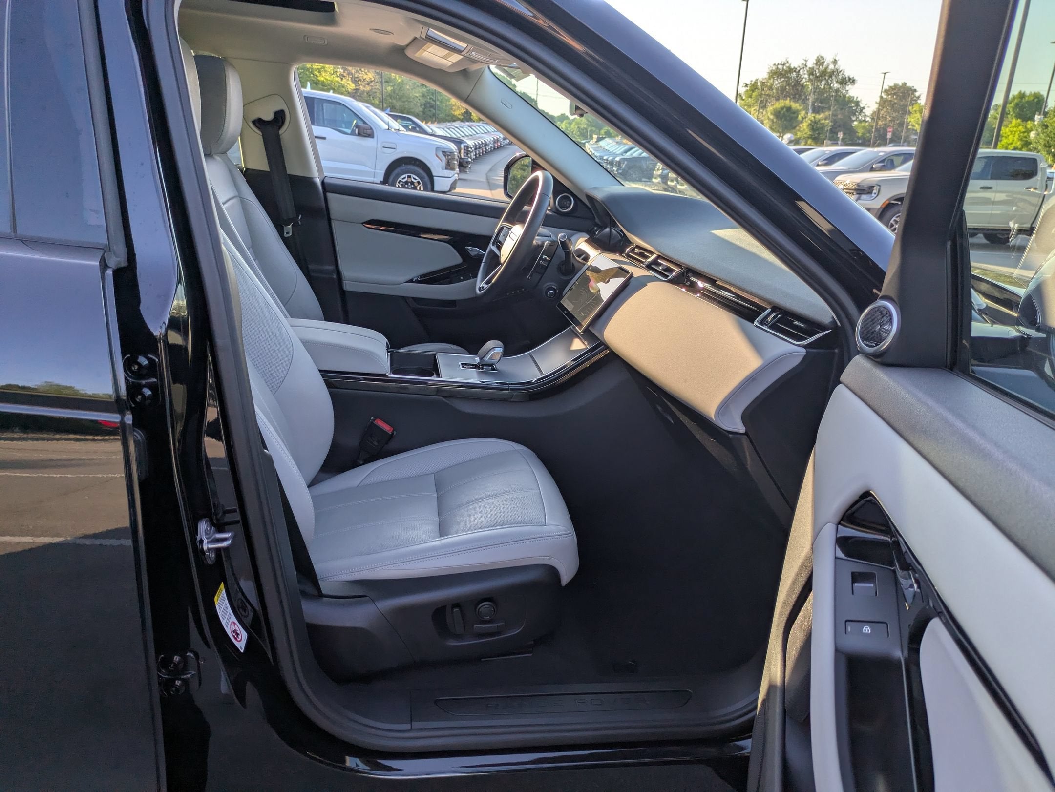 2024 Land Rover Range Rover Evoque Core S
