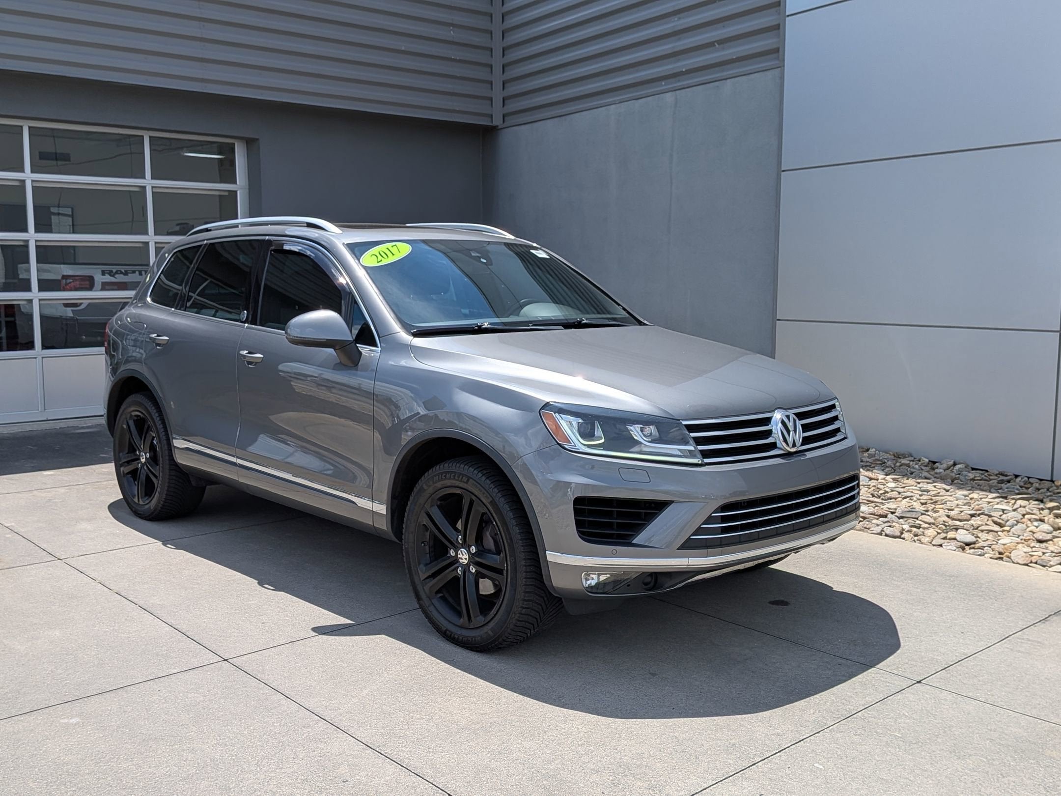 2017 Volkswagen Touareg Wolfsburg Edition