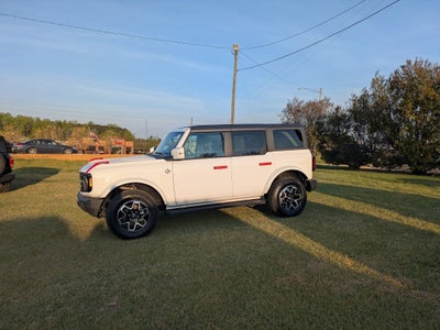 2024 Ford Bronco Outer Banks