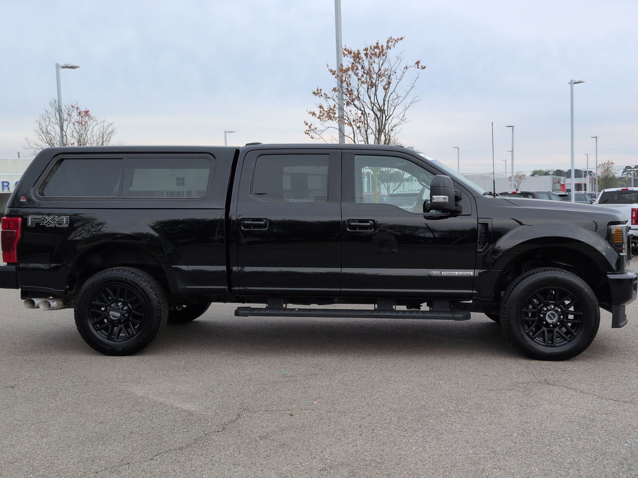 2022 Ford Super Duty F-350 SRW LARIAT