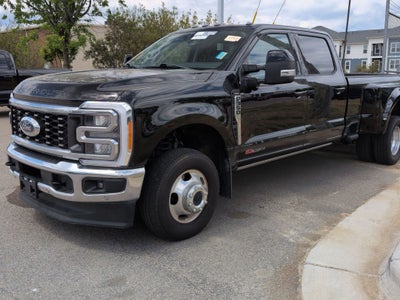 2023 Ford Super Duty F-350 DRW LARIAT