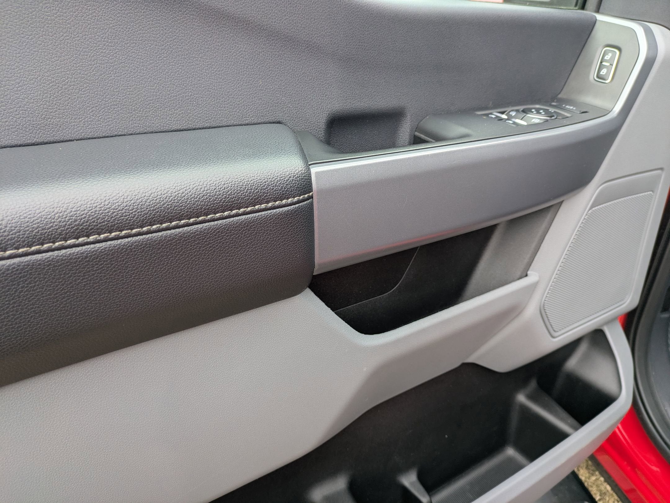 2024 Ford Super Duty F-350 SRW XLT