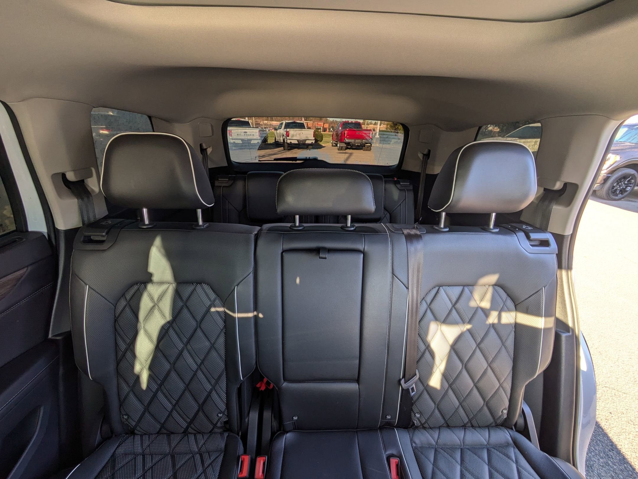 2024 Volkswagen Atlas 2.0T SEL Premium R-Line