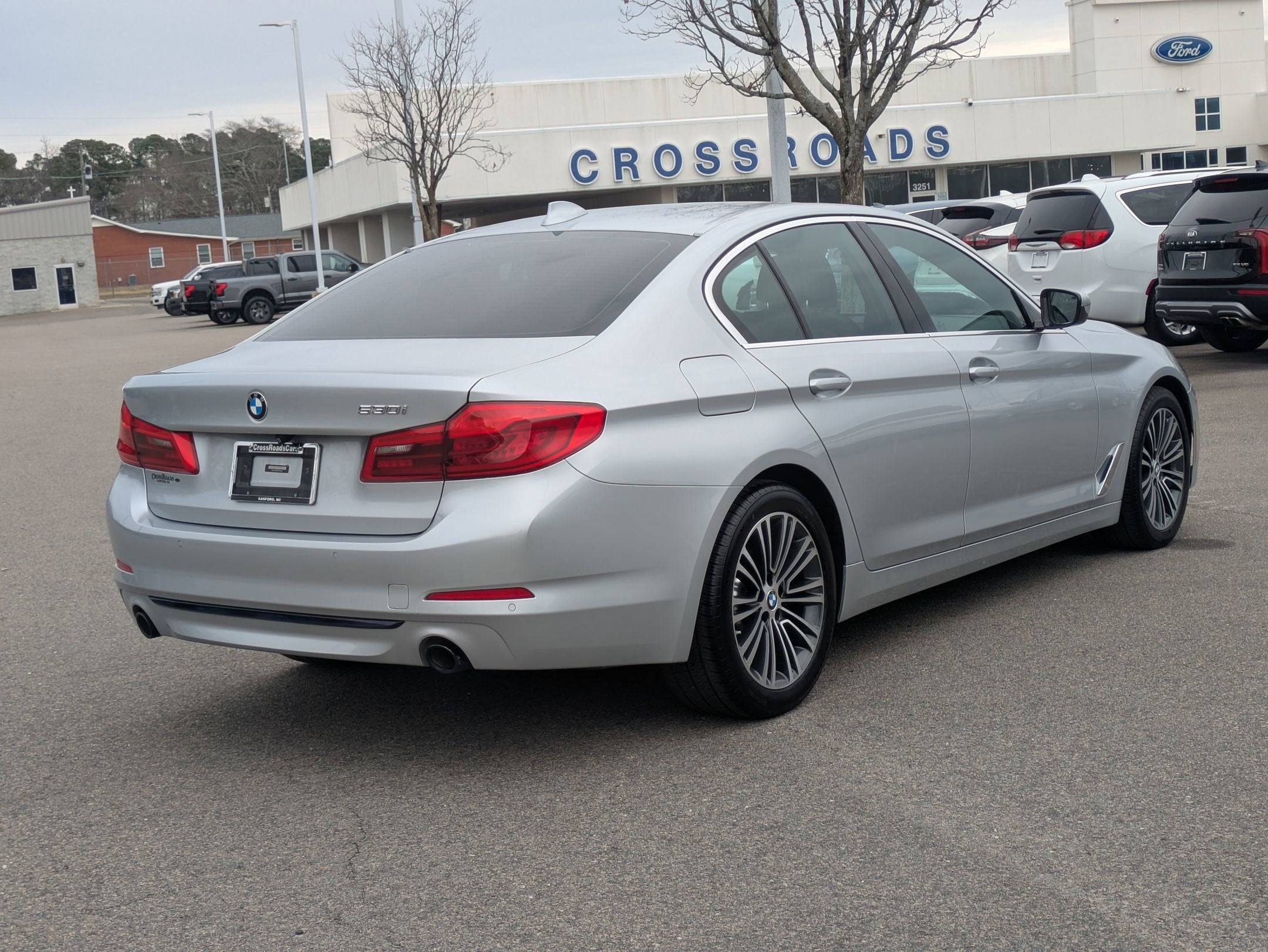 2019 BMW 5 Series 530i