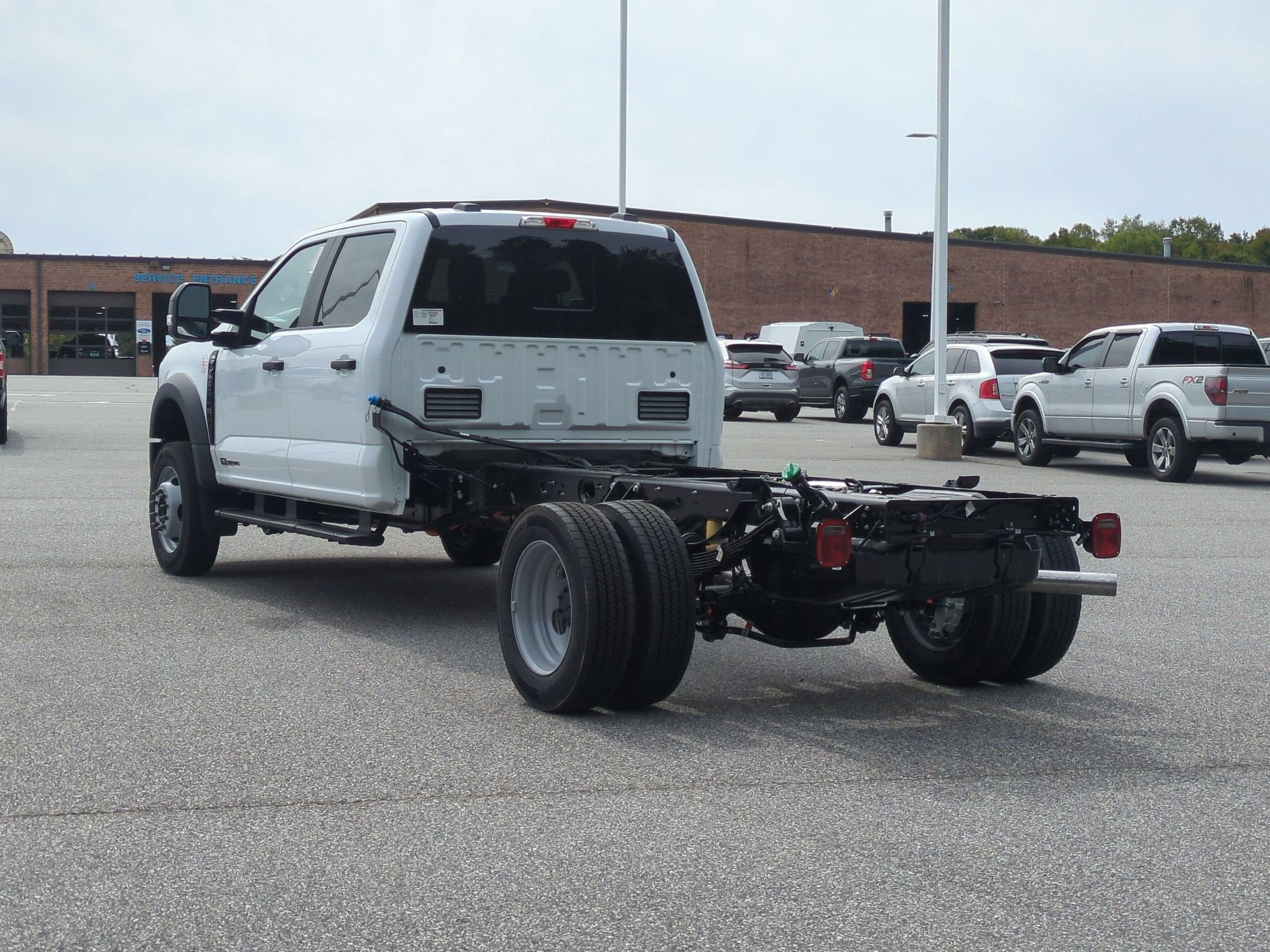 2027 Ford Super Duty F-450 DRW XL