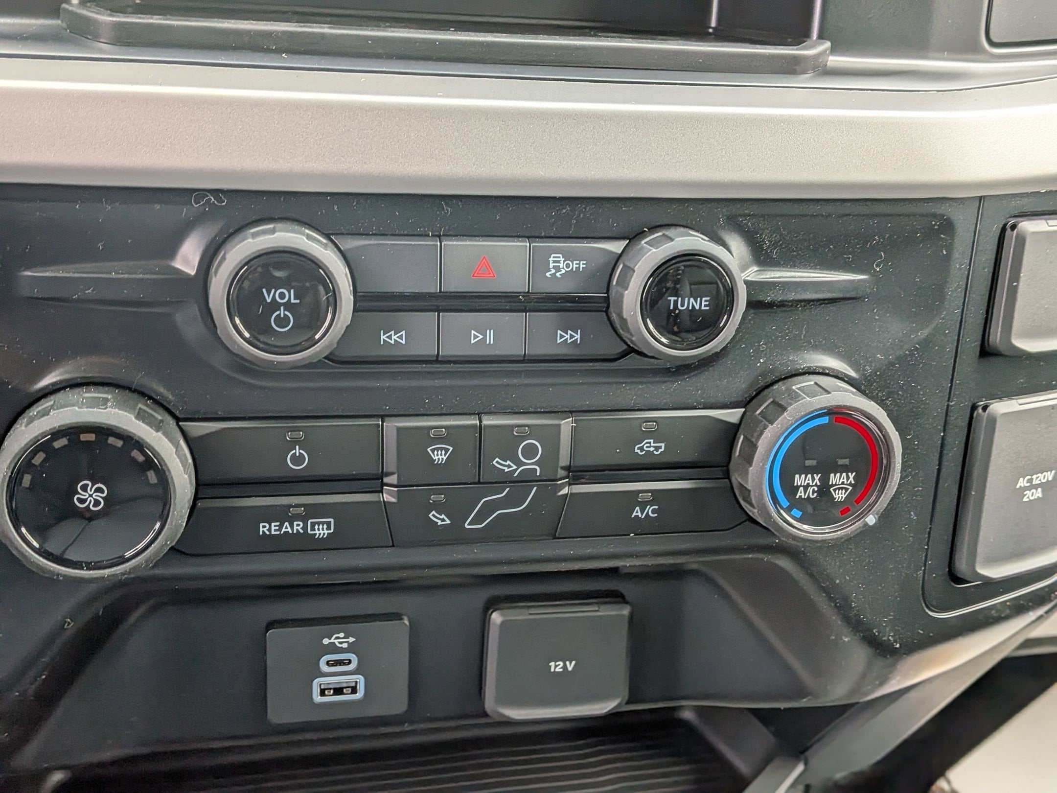 2026 Ford Super Duty F-450 DRW XL