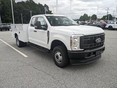 2025 Ford Super Duty F-350 DRW XL