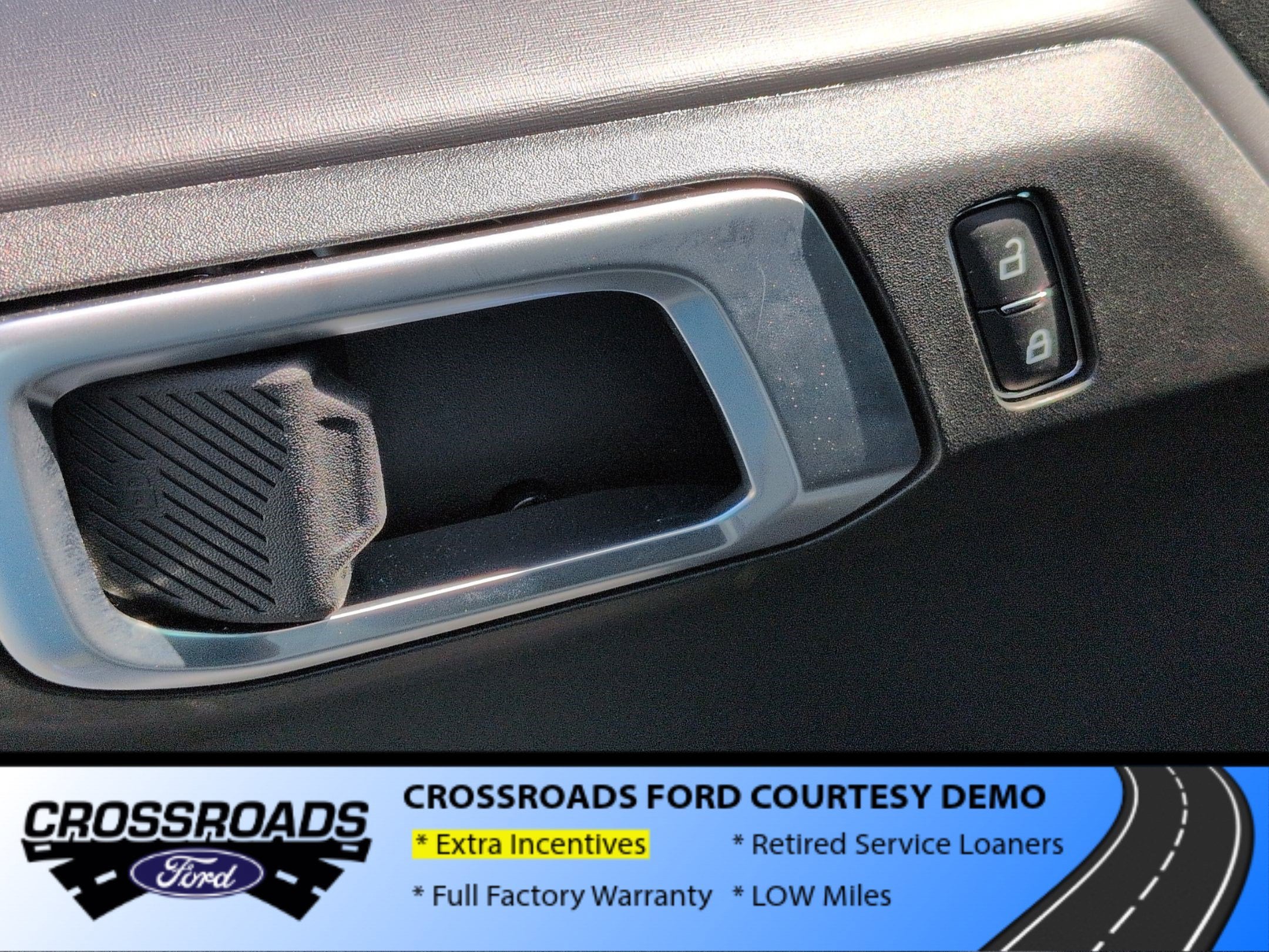 2025 Ford Bronco Outer Banks - Crossroads Courtesy Demo