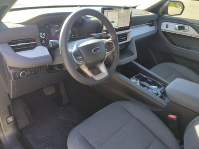 2027 Ford Explorer Active w/200A Pkg