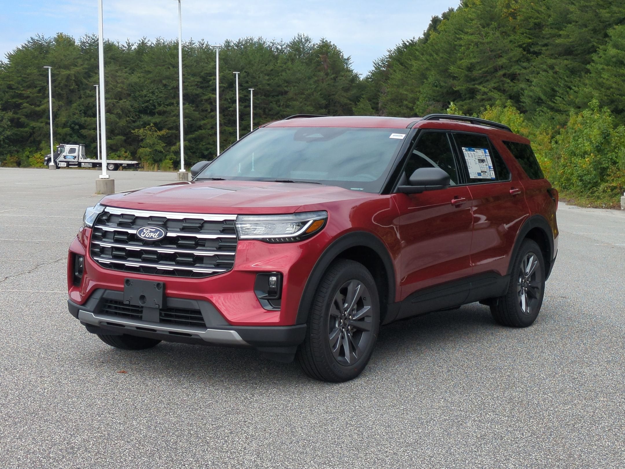 2027 Ford Explorer Active w/200A Pkg