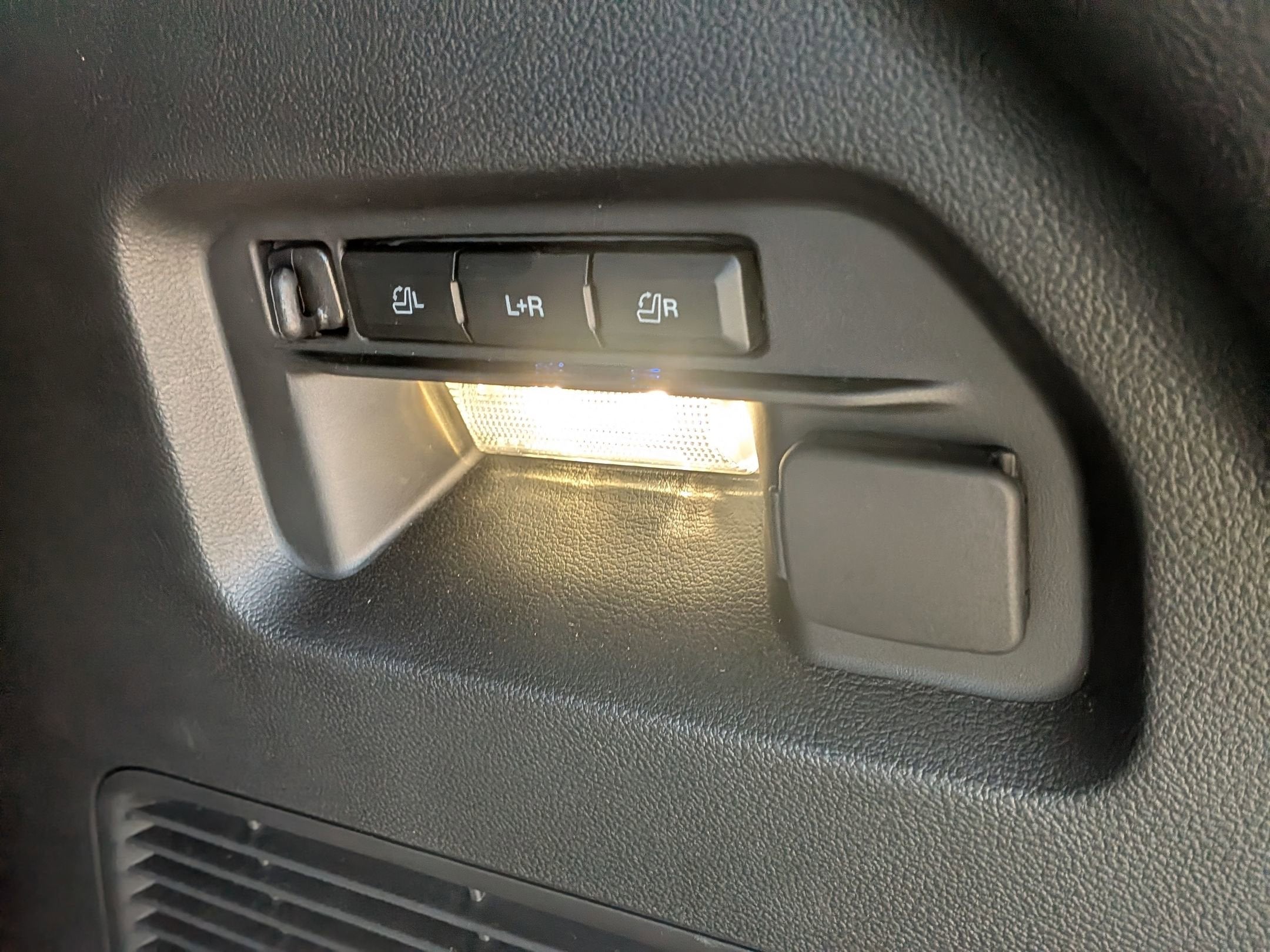 2026 Ford Explorer Tremor - Crossroads Courtesy Demo