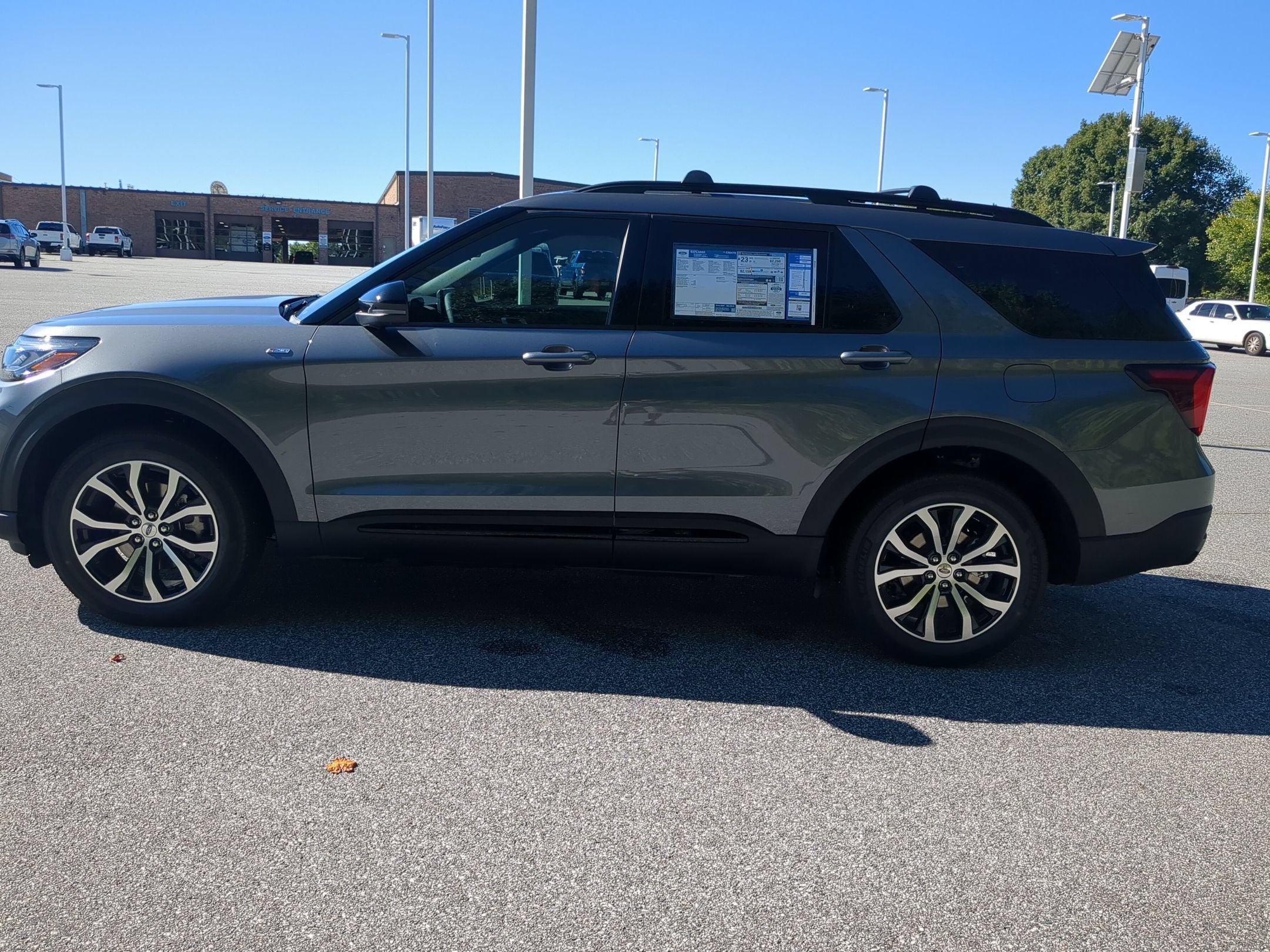 2026 Ford Explorer ST-Line