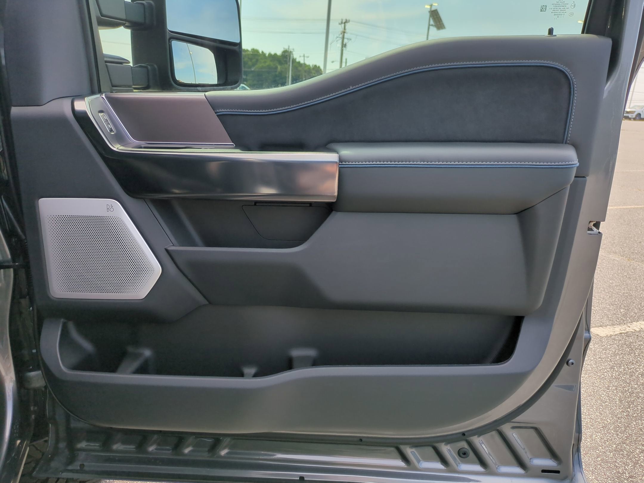 2026 Ford Super Duty F-250 SRW Platinum Tremor