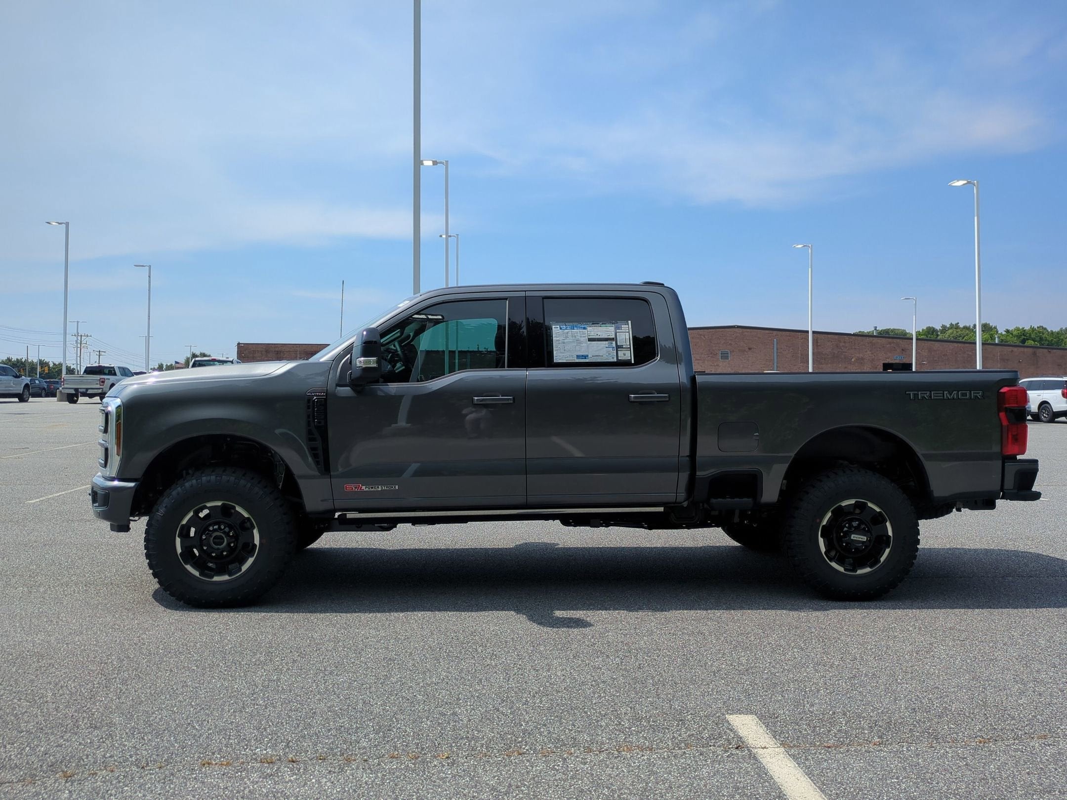 2026 Ford Super Duty F-250 SRW Platinum Tremor