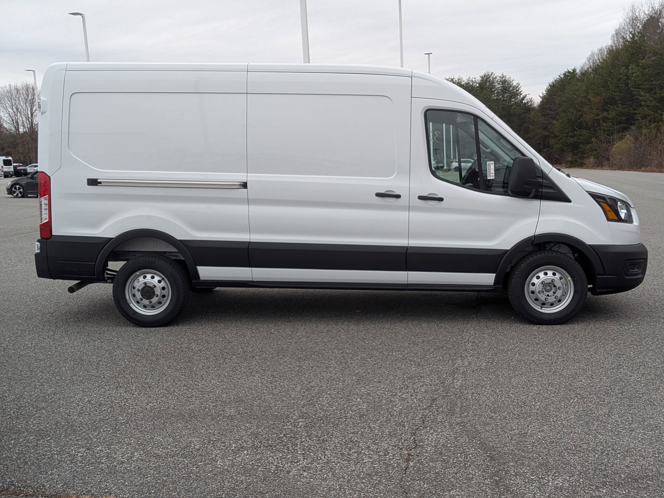 2026 Ford Transit Cargo Van Base