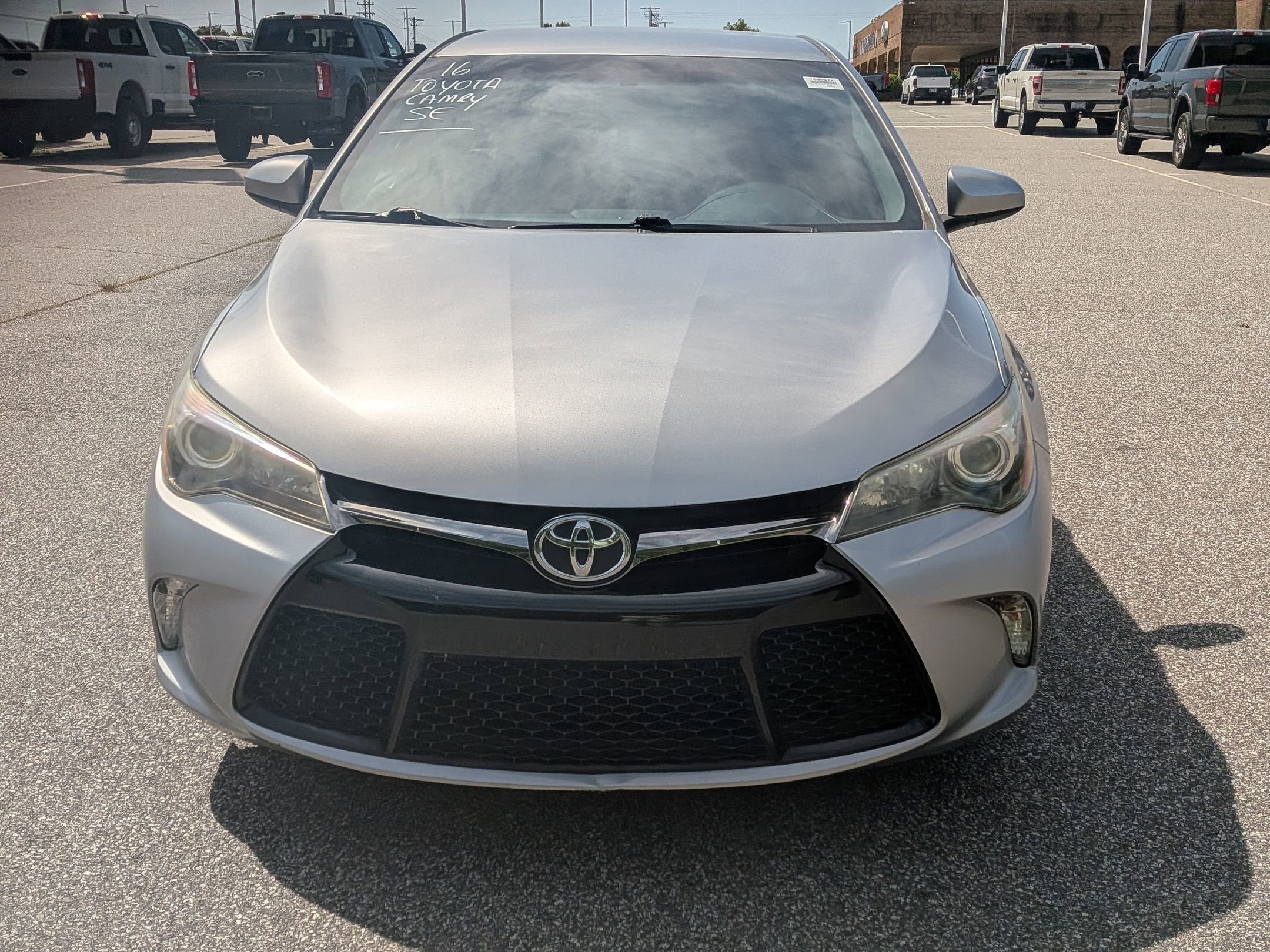 2016 Toyota Camry SE