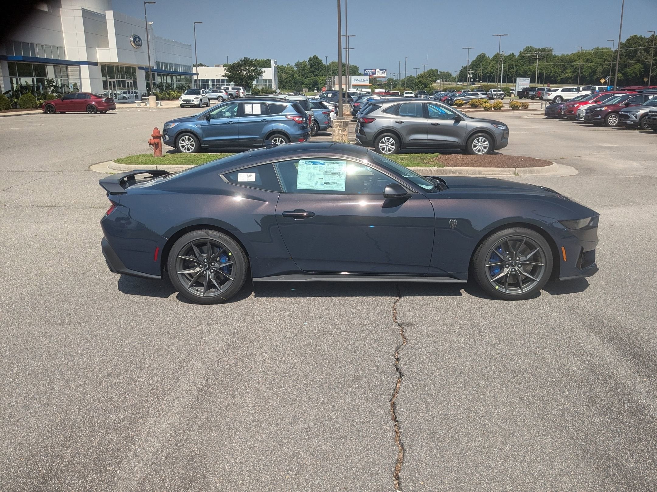 2025 Ford Mustang Dark Horse